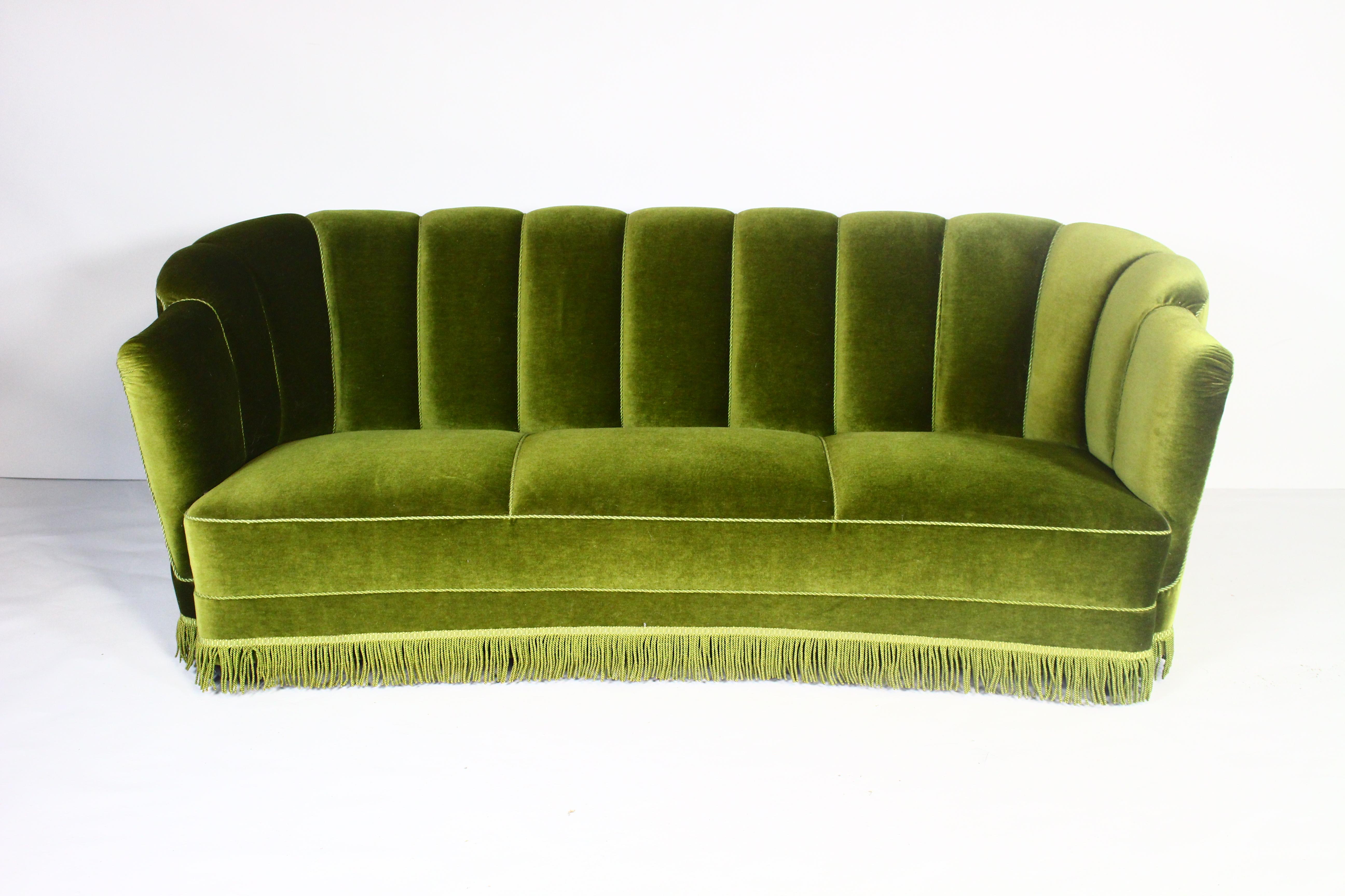 20th Century 1940s Midcentury Green Velvet Banana Sofa, Denmark