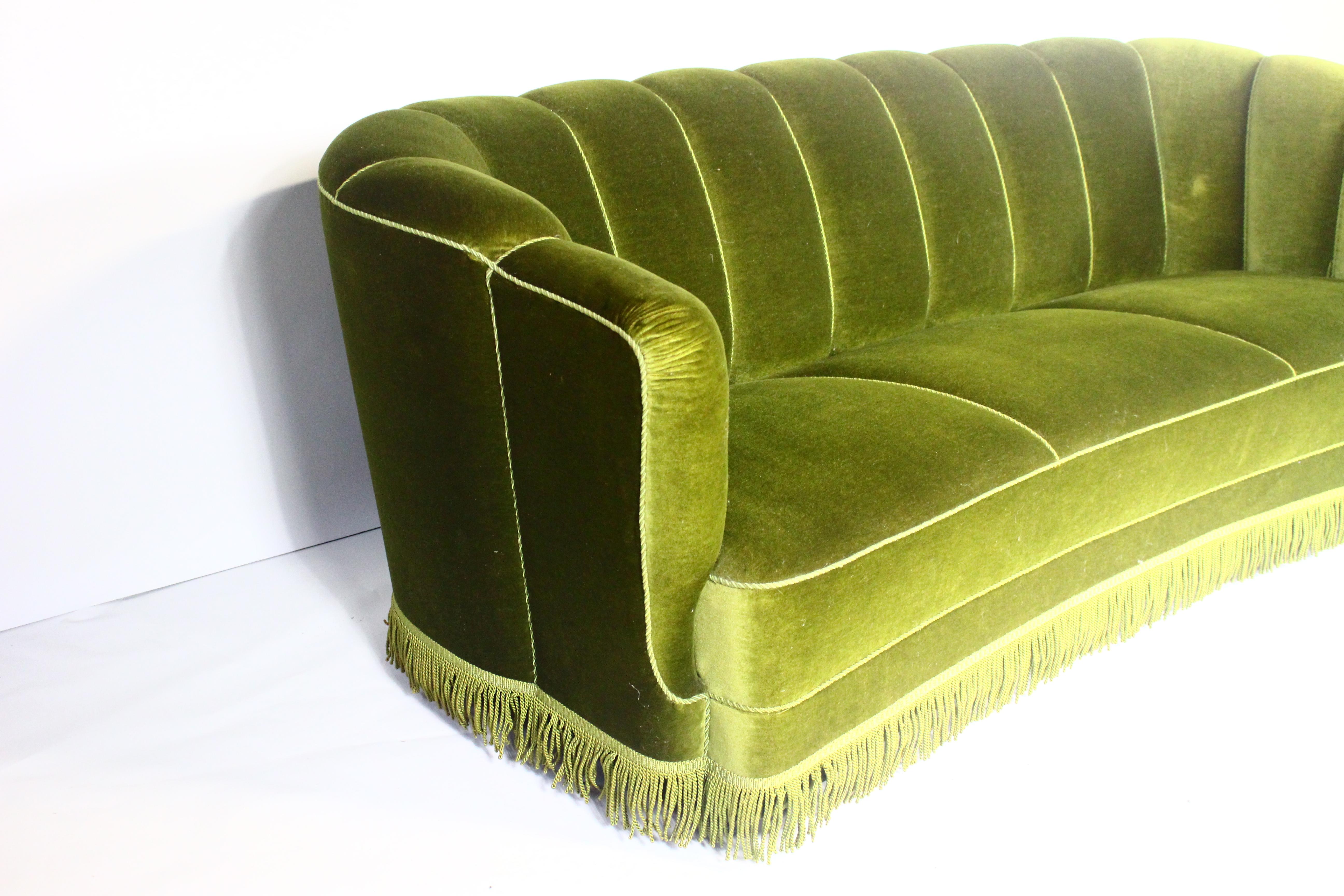 1940s Midcentury Green Velvet Banana Sofa, Denmark 1