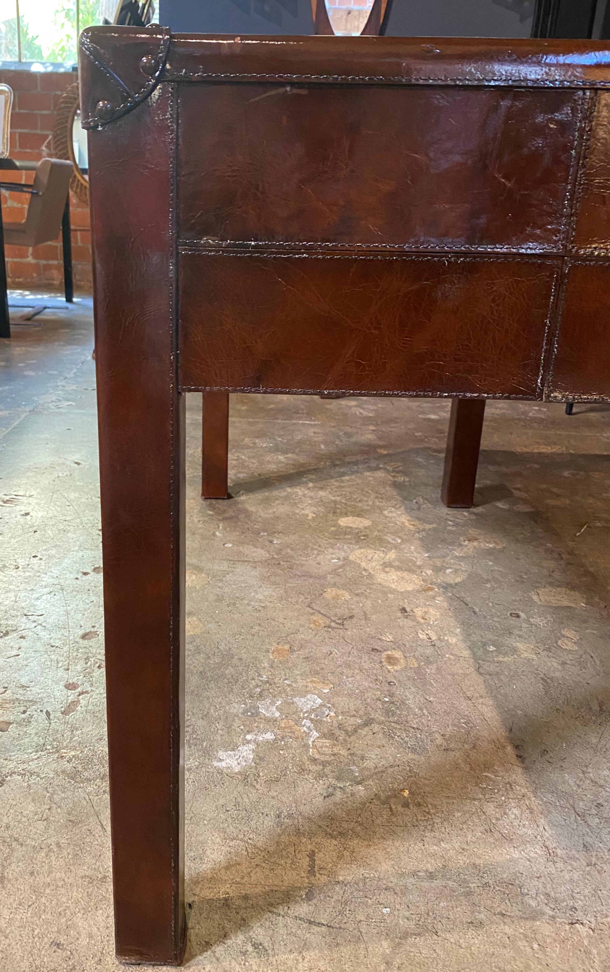 1940s Mid Century Italian Leather Desk For Sale 2