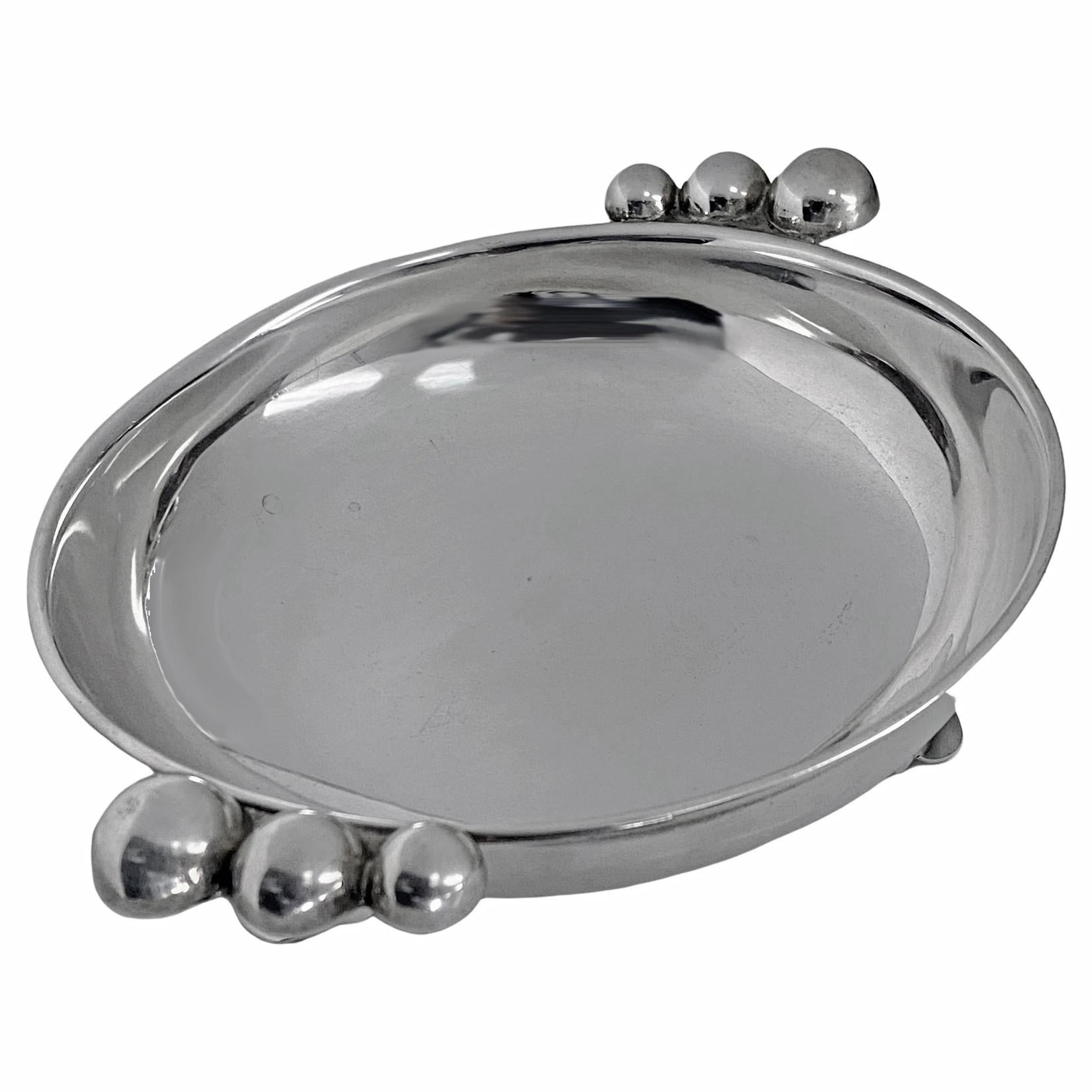 1940’s Mid Century Juvento Lopez Reyes Mexican Sterling Silver bowl In Good Condition In Toronto, Ontario