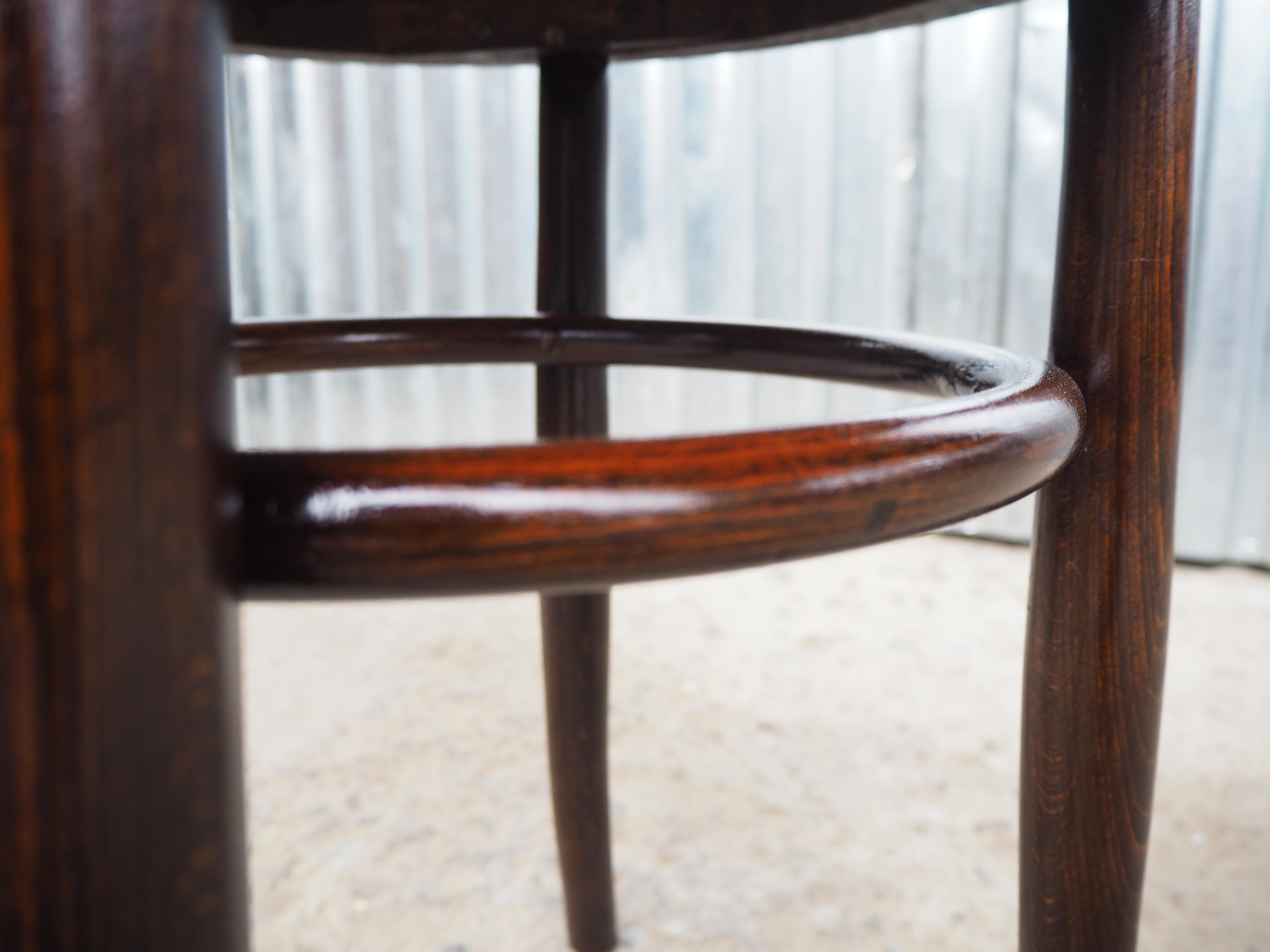 1940s Midcentury Thonet Stool, Europe For Sale 5