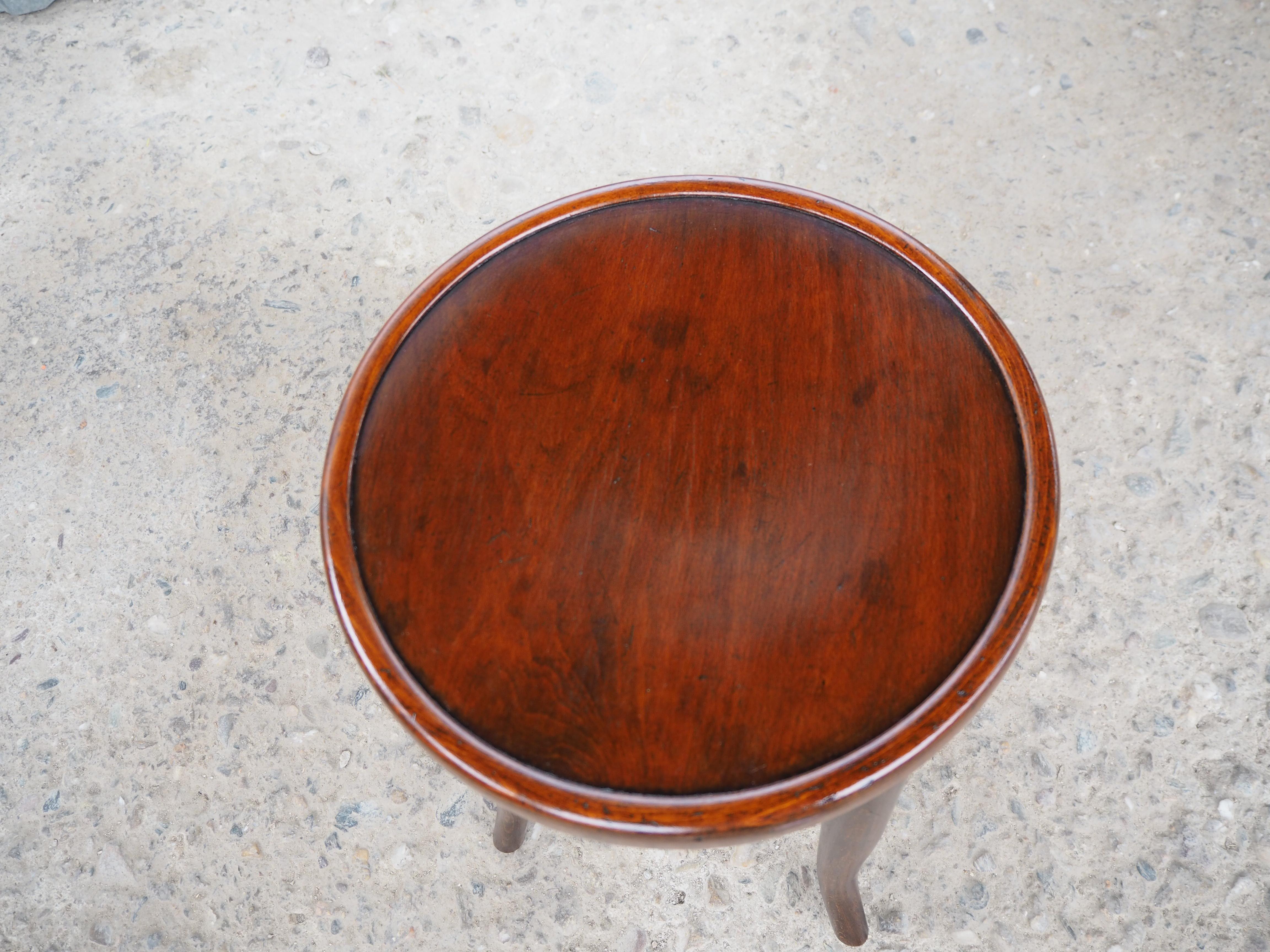 1940s Midcentury Thonet Stool, Europe For Sale 10
