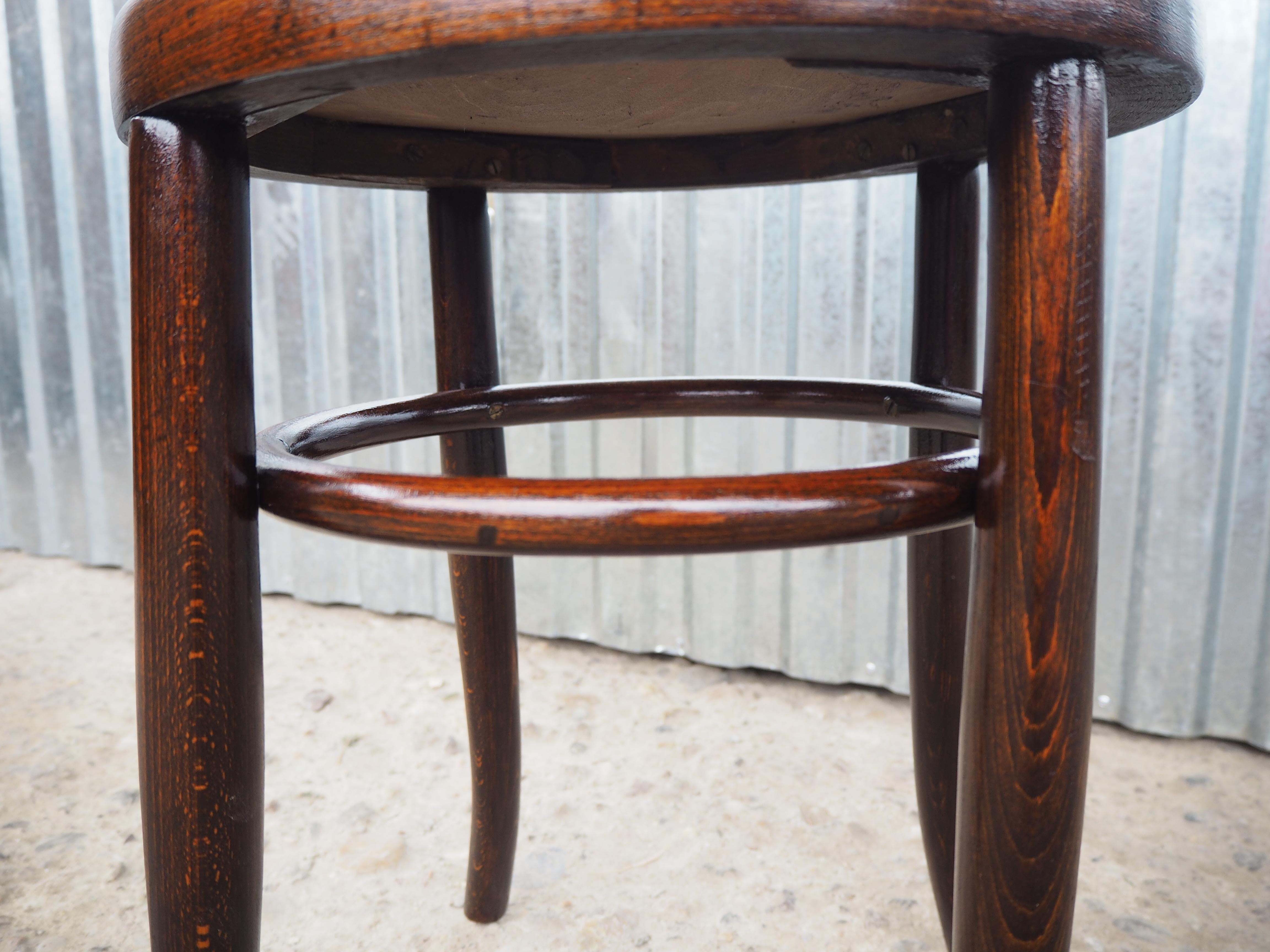 1940s Midcentury Thonet Stool, Europe For Sale 12