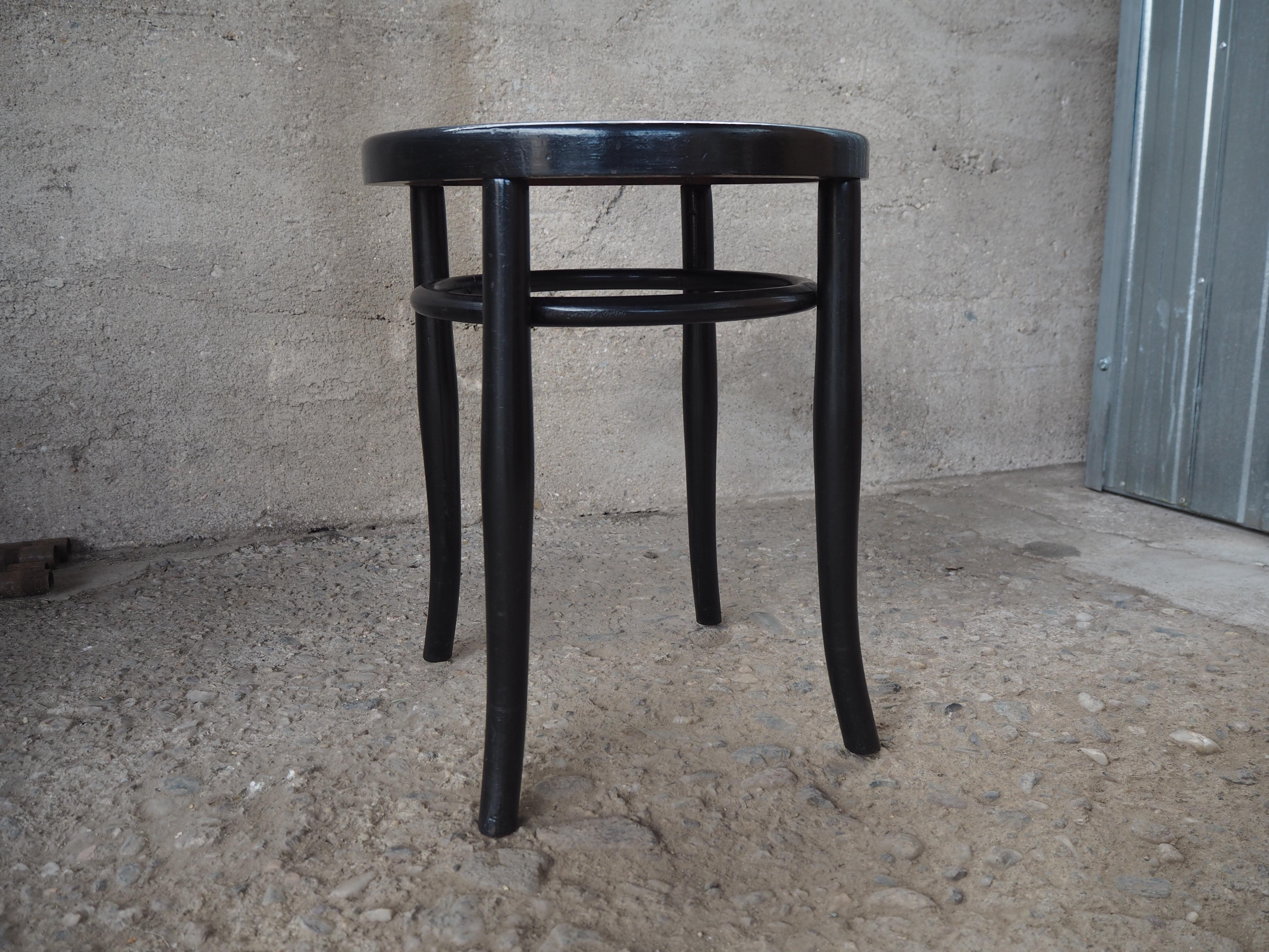 Taburete Thonet de mediados de siglo 1940, Europa Madera en venta
