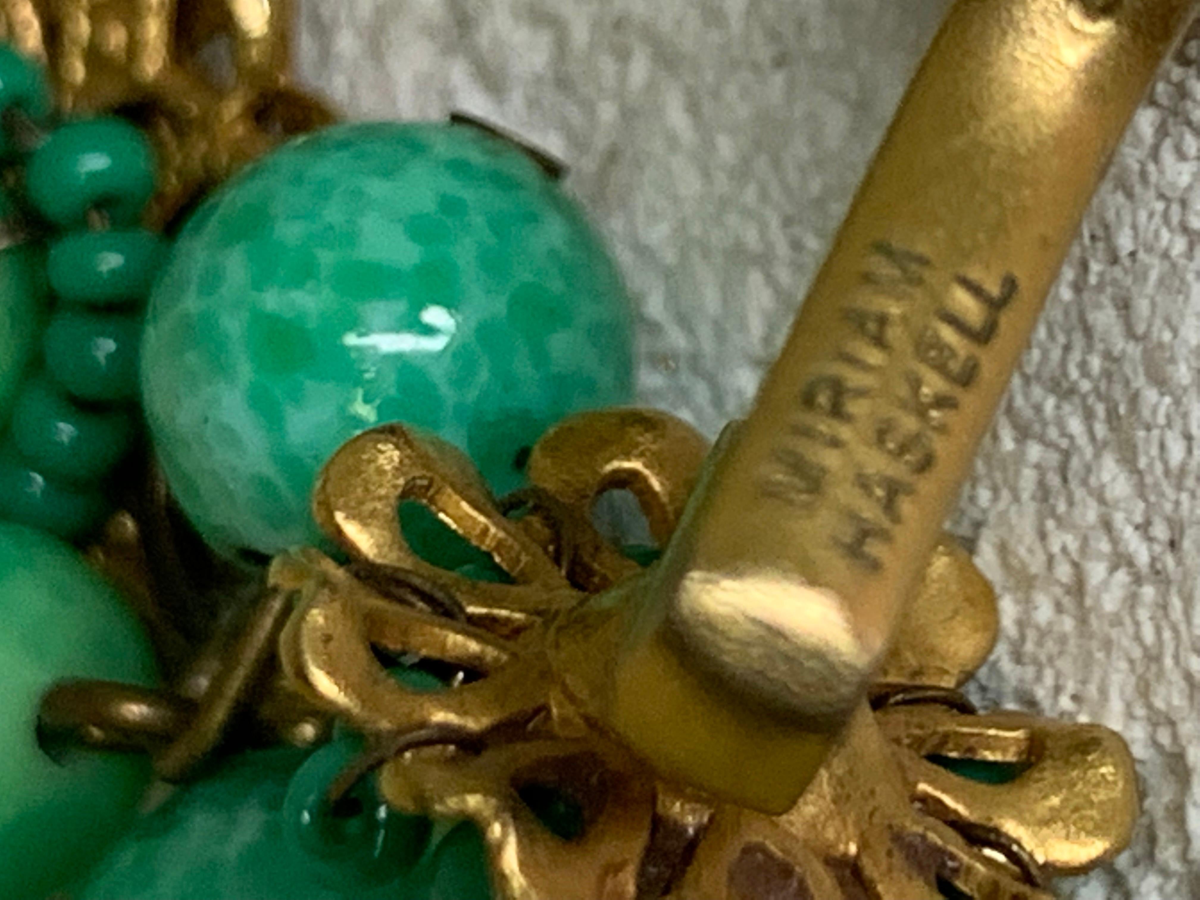 1940er Miriam Haskell Doppelstrang Jade grünes Glas Halskette w Center Blume im Angebot 8