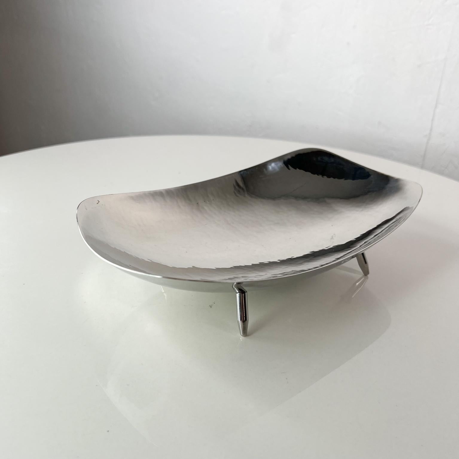 Mid-Century Modern 1940s Modernist Sculptural Chrome Dish Footed Keswick School Industrial Arts UK