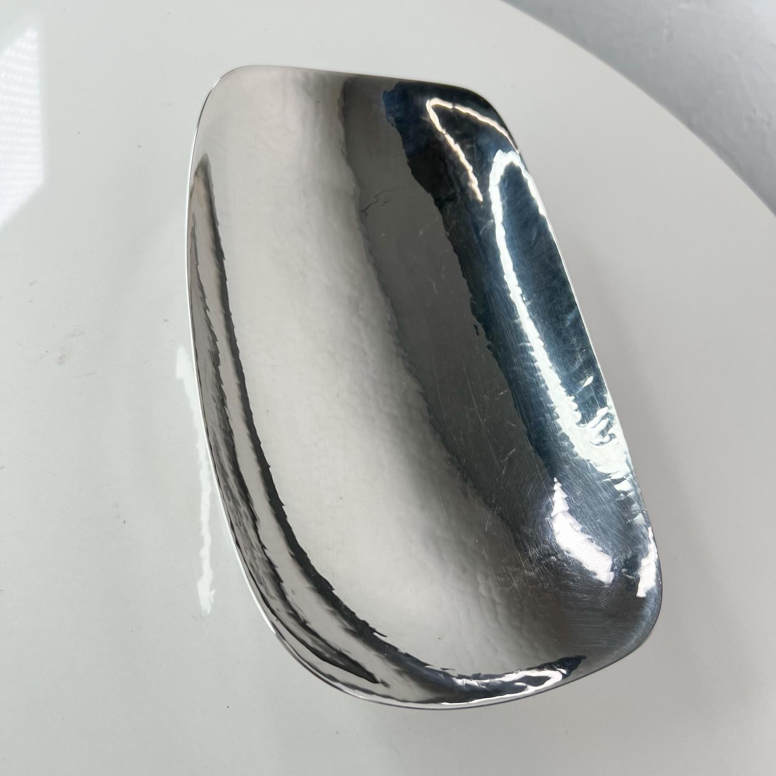 Stainless Steel 1940s Modernist Sculptural Chrome Dish Footed Keswick School Industrial Arts UK