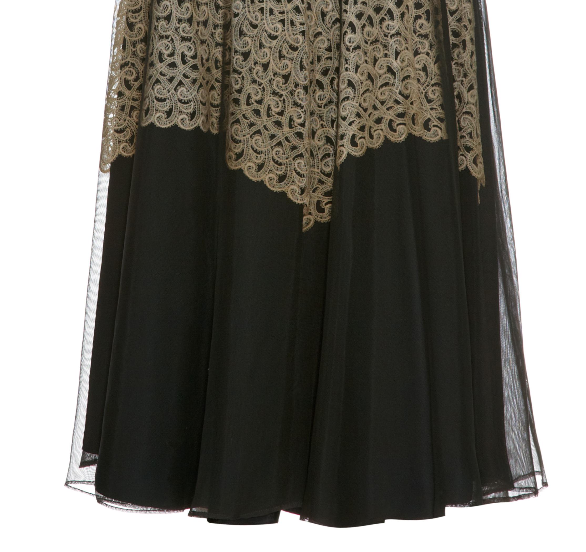 1940’s Monica Black Dress With Cream Guipure Lace For Sale 1