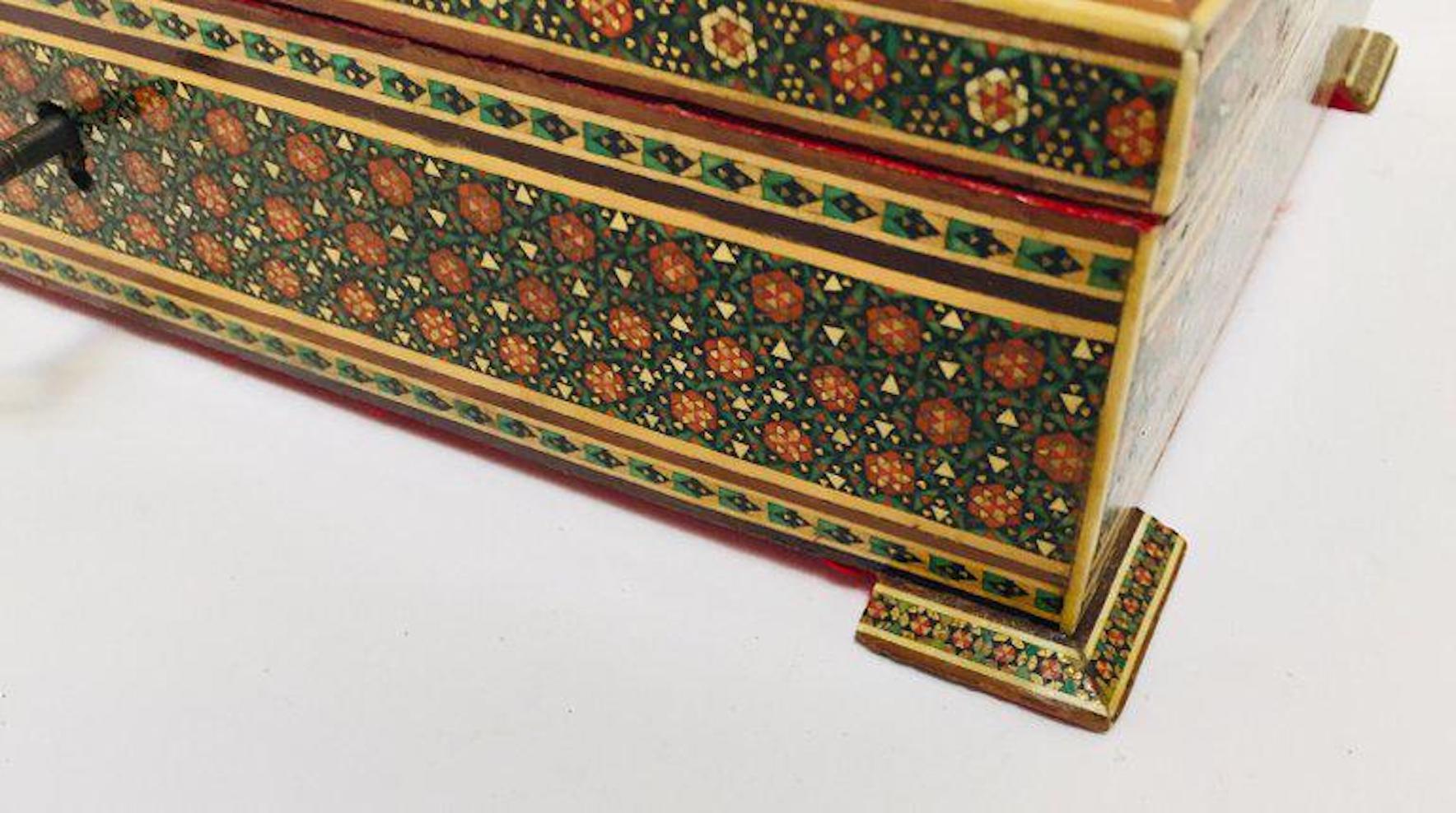 1940s Moorish Anglo-Indian Jewelry Mosaic Khatam Inlaid Box 3