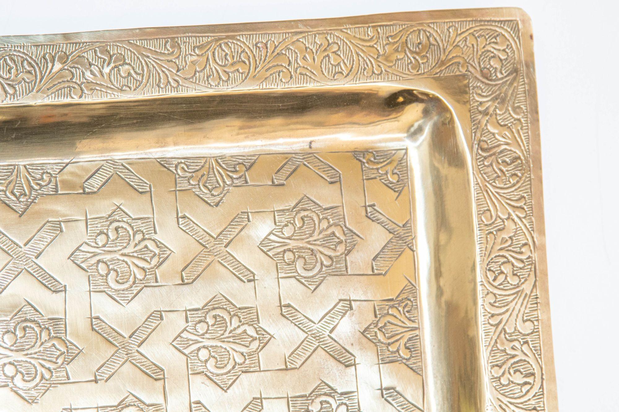 1940s Moroccan Brass Tray Rectangular Shape Polished Gold Brass Serving Platter In Good Condition For Sale In North Hollywood, CA
