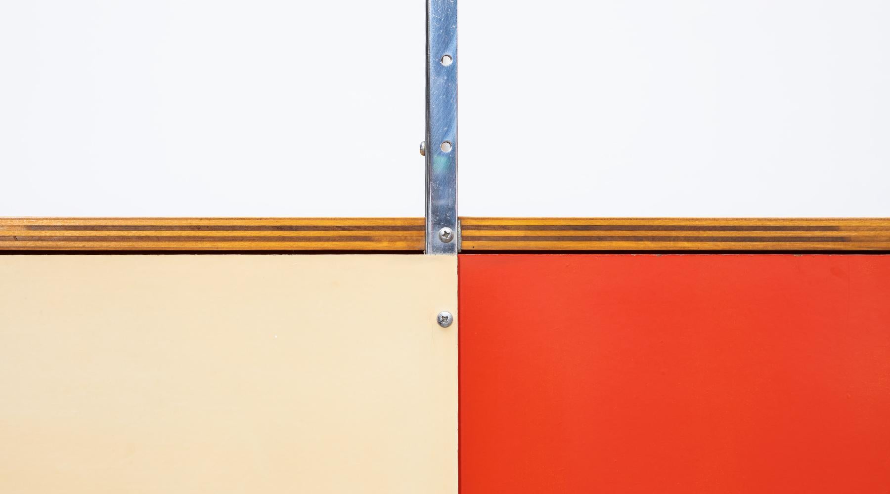 1940s Multicolored Plywood, Fiberglass, Metal ESU Shelf Charles & Ray Eames 'b' For Sale 6
