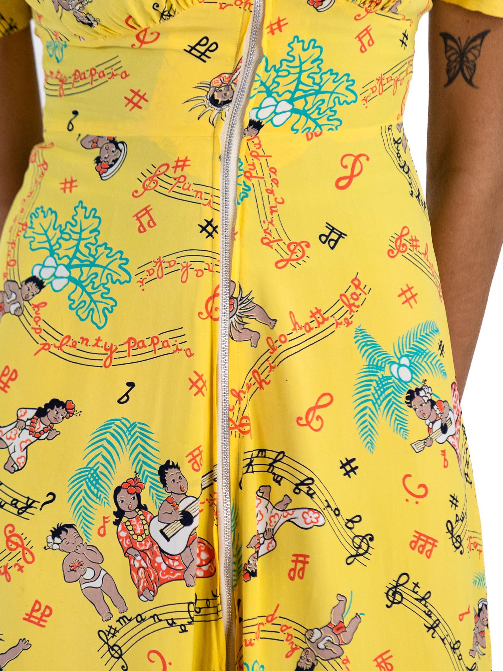 1940S Mustard Yellow Cold Rayon Hawaiin Novelty Print Dress For Sale 6