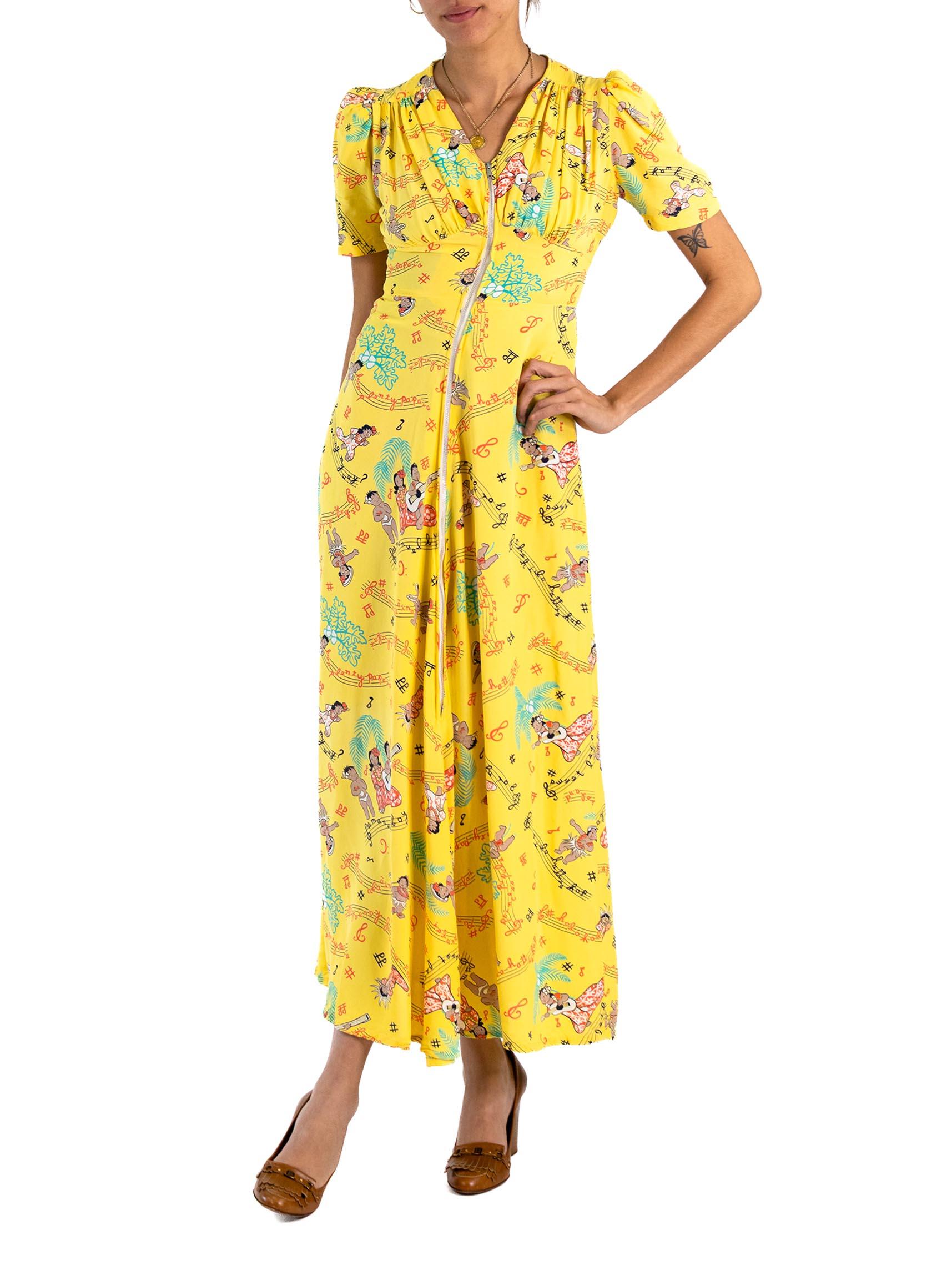1940S Mustard Yellow Cold Rayon Hawaiin Novelty Print Dress For Sale 1