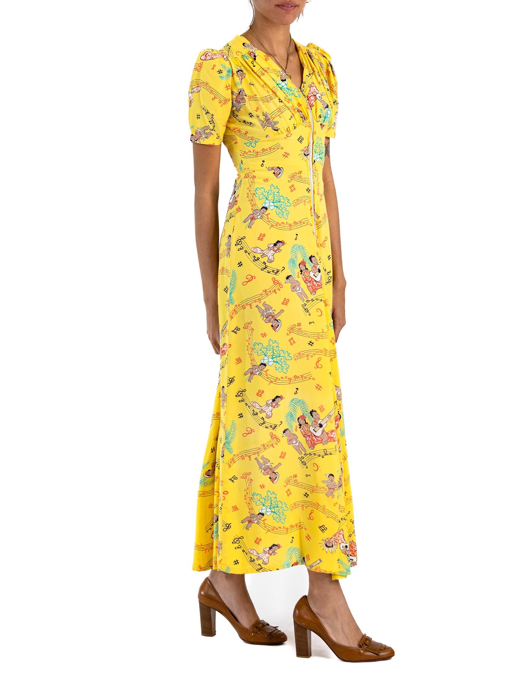 1940S Mustard Yellow Cold Rayon Hawaiin Novelty Print Dress For Sale 5