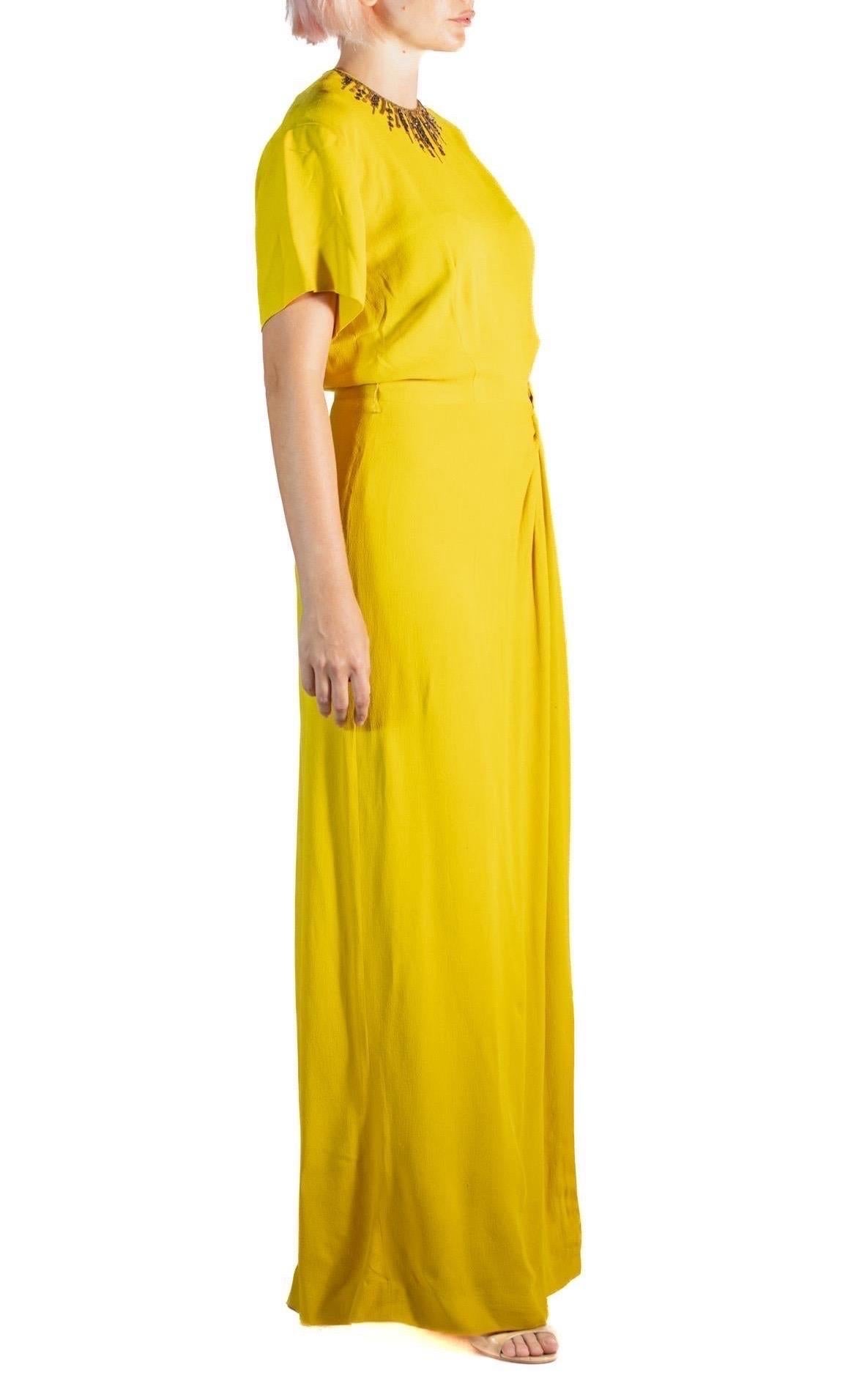 1940S Mustard Yellow Old Hollywood Rayon Crepe Gown With Beaded Collar Detail In Excellent Condition For Sale In New York, NY