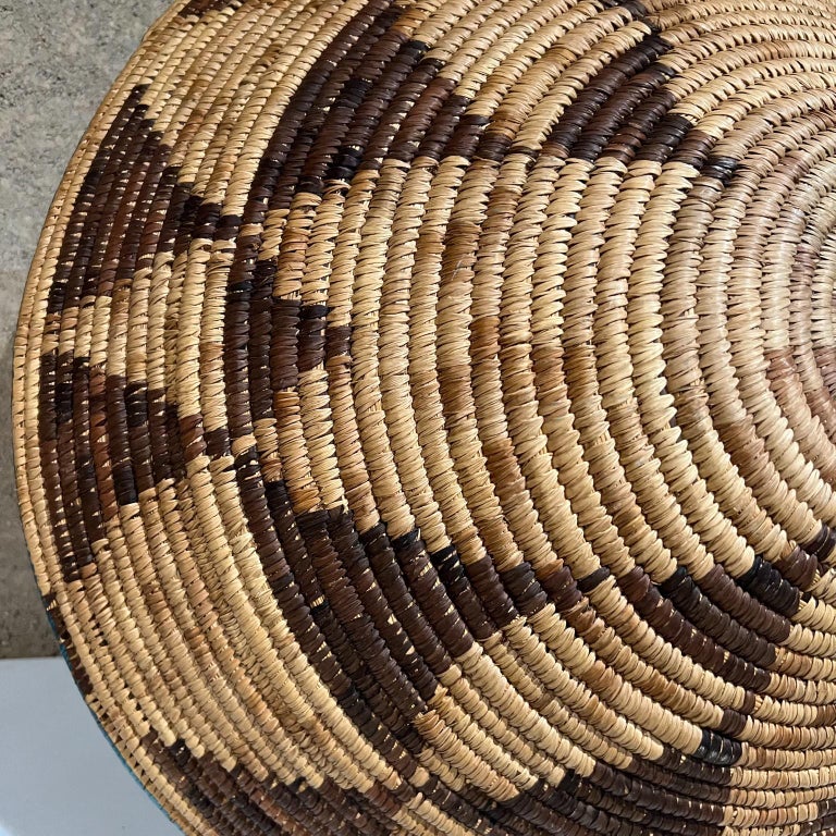1940s Native American Indian Handmade Weave Basket Vibrant Modern Design For Sale 5
