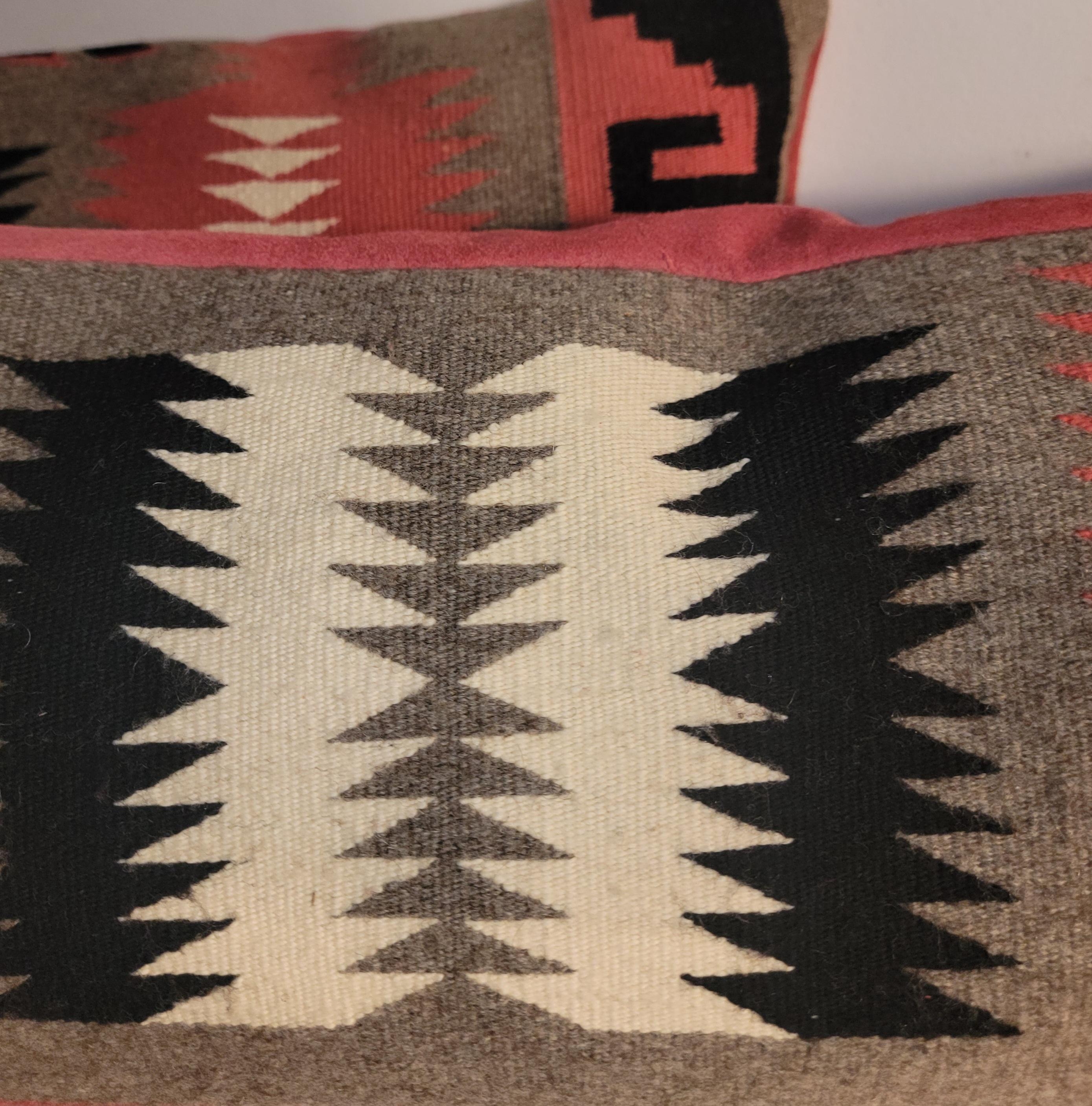 Stile Adirondack 1940s Navajo indian Weaving Pillows in vendita