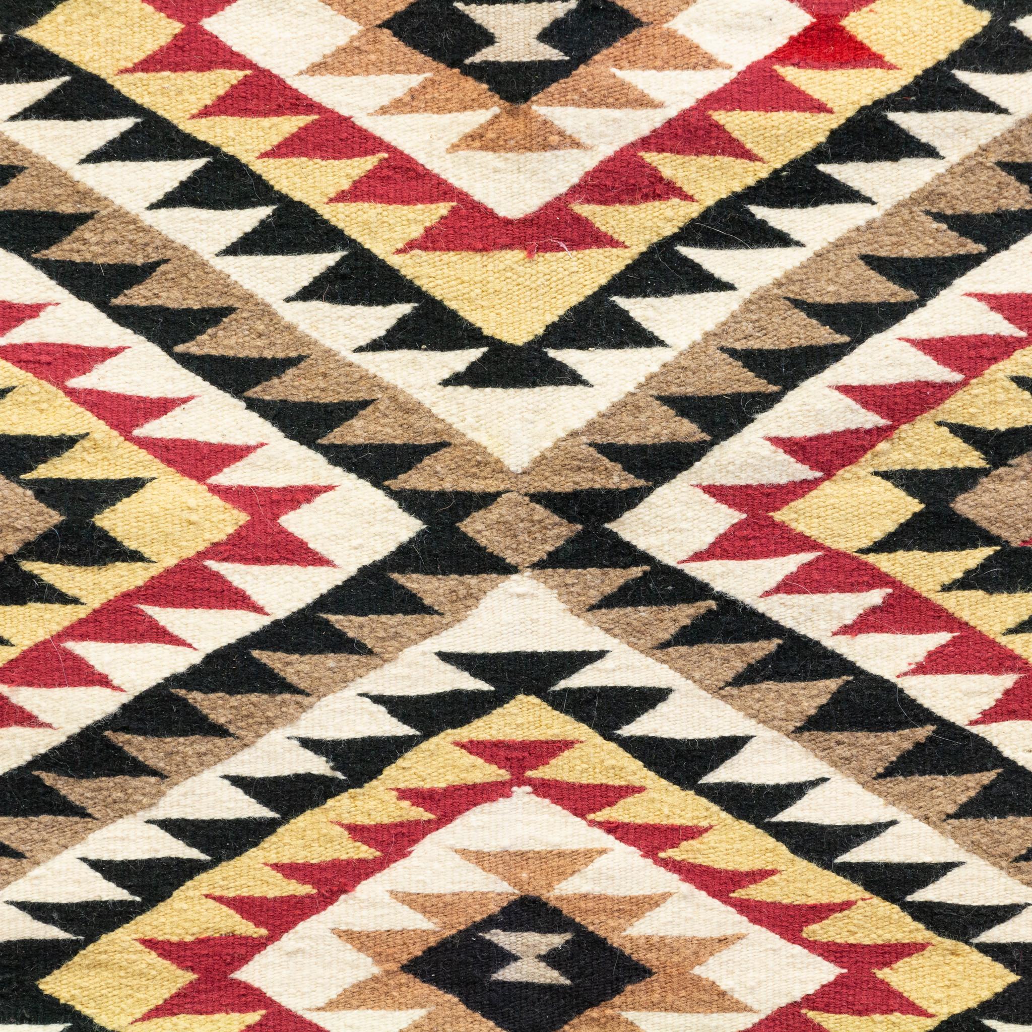 American 1940s Navajo Single Saddle Blanket For Sale