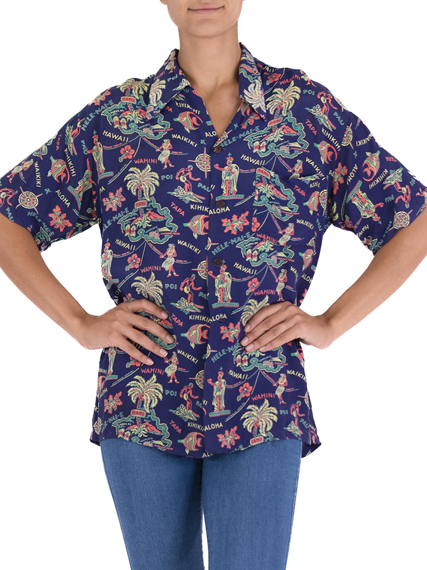 1940S Marineblau Kalte Rayon Made in Hawaii Tropische Insel Aloha WW2 Print Shirt im Zustand „Hervorragend“ im Angebot in New York, NY