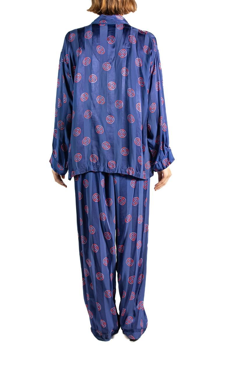 1940S Navy Blue Cold Rayon Men's Satin Stripe & Art Deco Geometric Pajamas For Sale 3