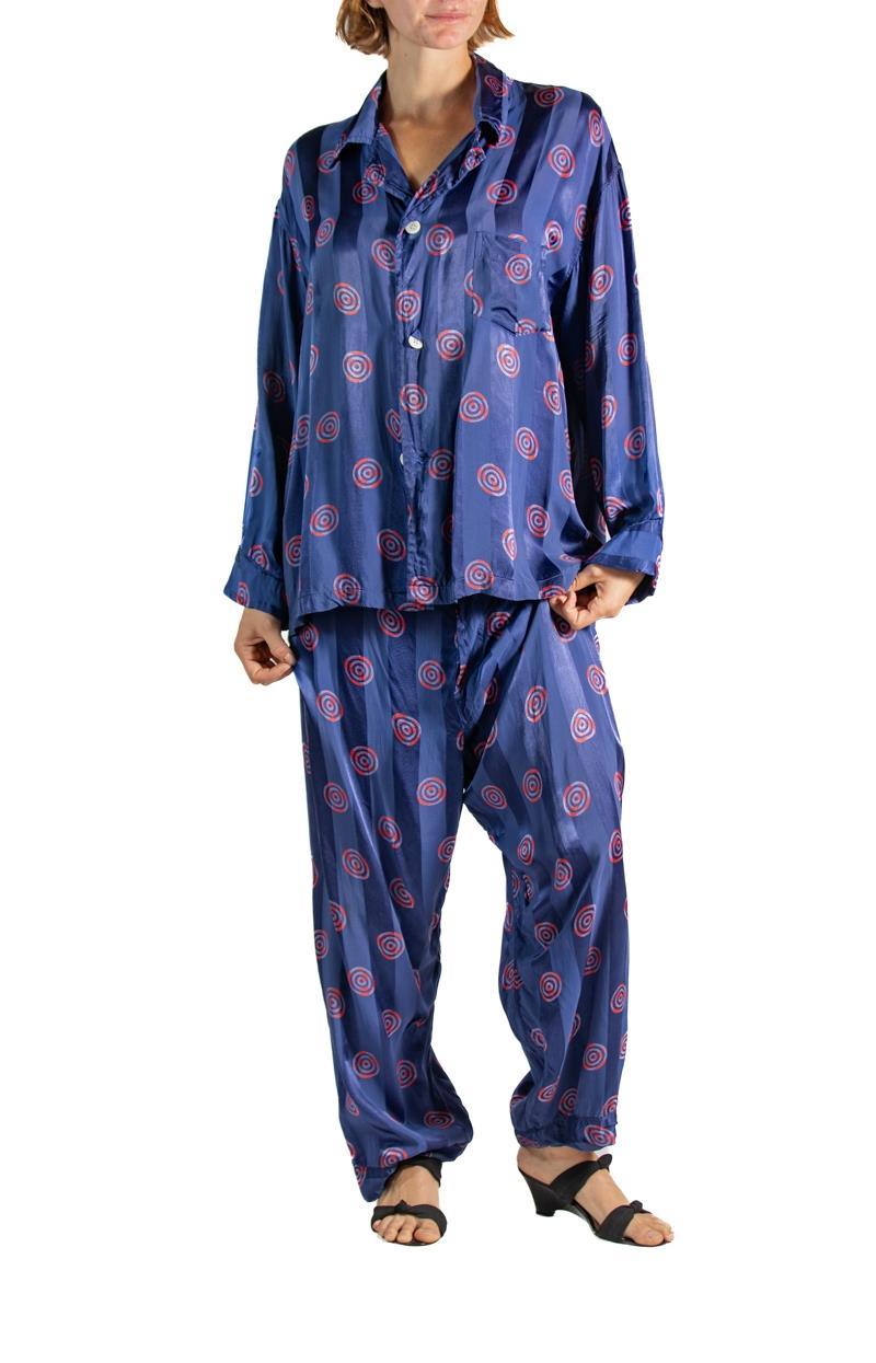 1940S Navy Blue Cold Rayon Men's Satin Stripe & Art Deco Geometric Pajamas For Sale 4