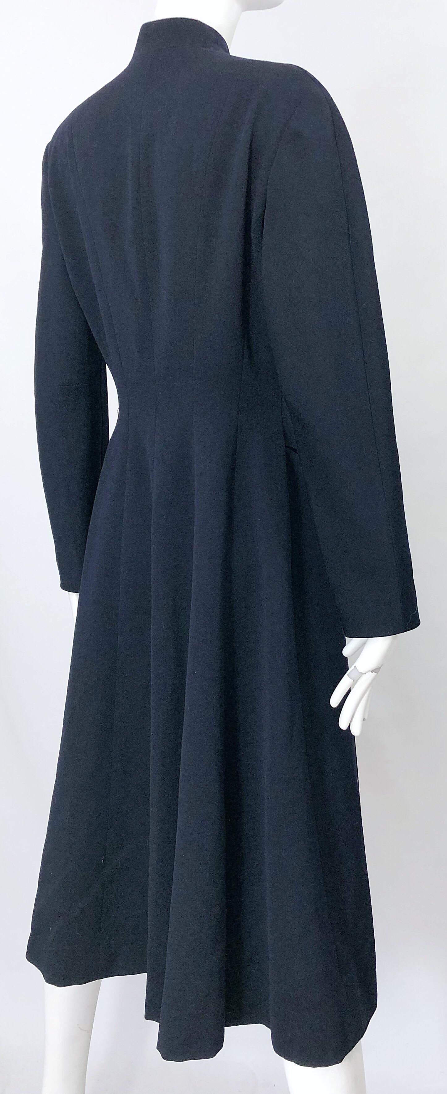 1940s Navy Blue Sleek Deco Style Vintage 40s Princess Jacket Coat w/ Pockets For Sale 2