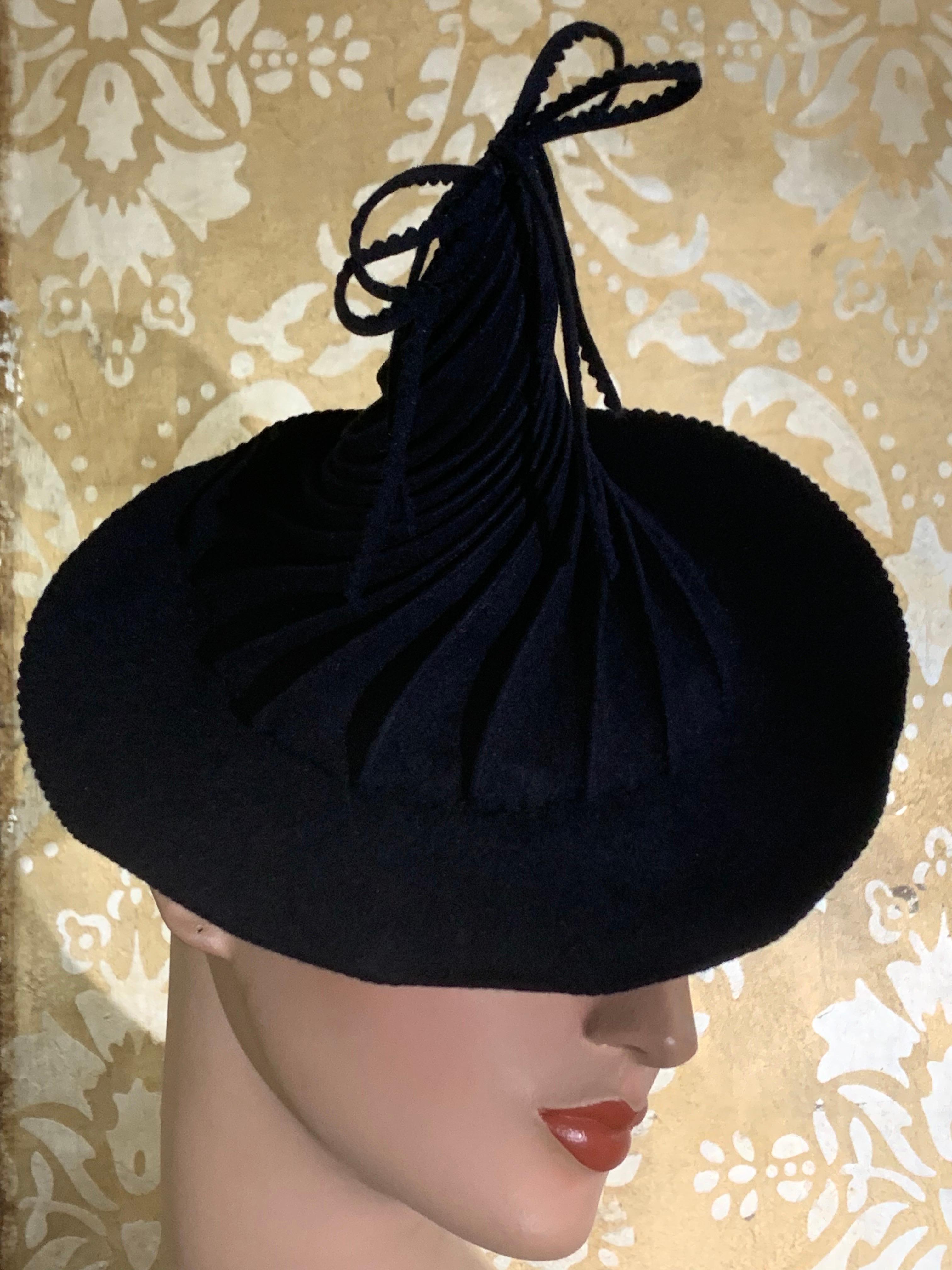 Women's 1940s Navy Hattie Carnegie Wool Peaked Spiral Toy Tilt Hat