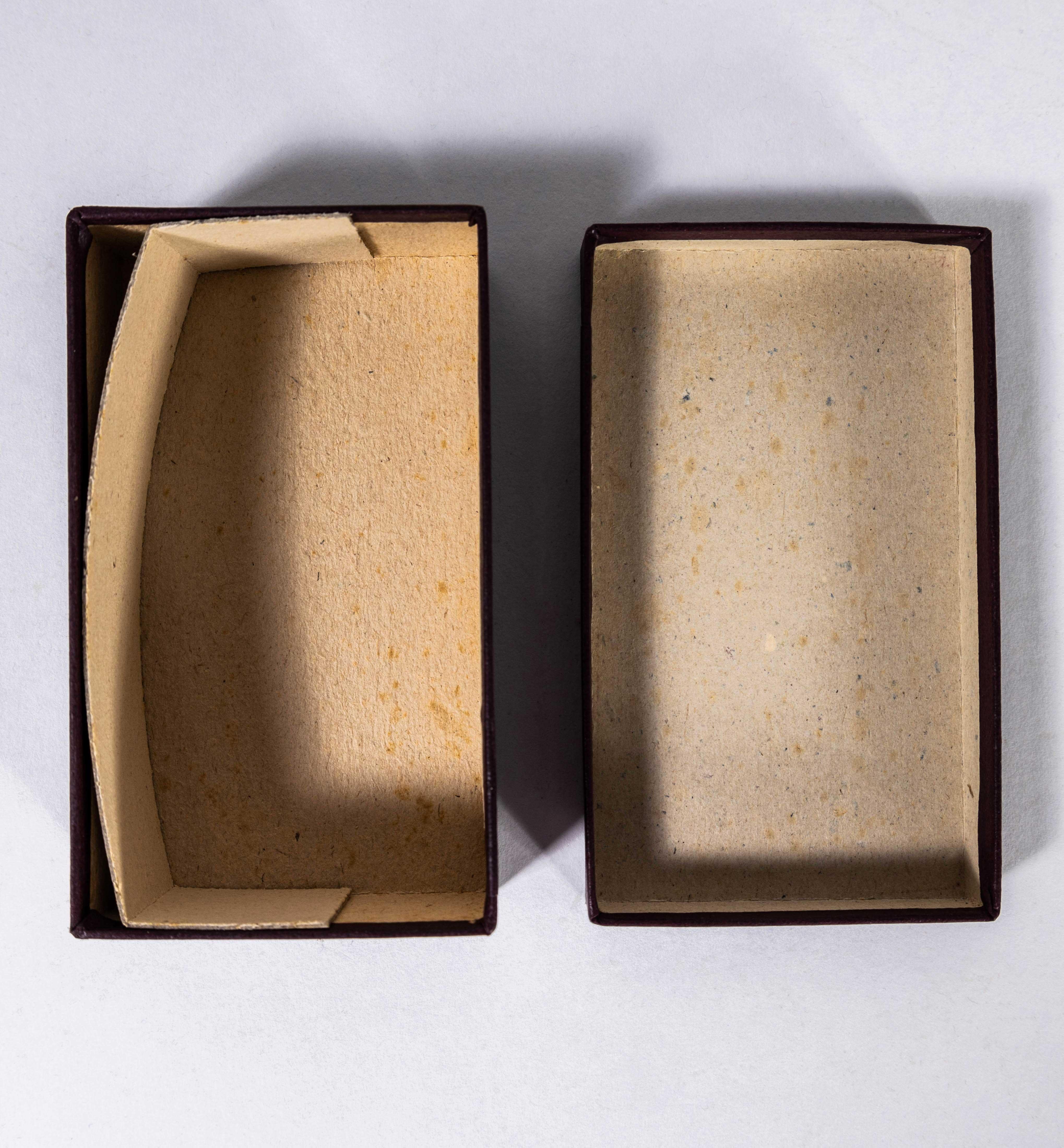 Caja de farmacia New Old Stock de 1940 - Gran cantidad disponible en venta 2