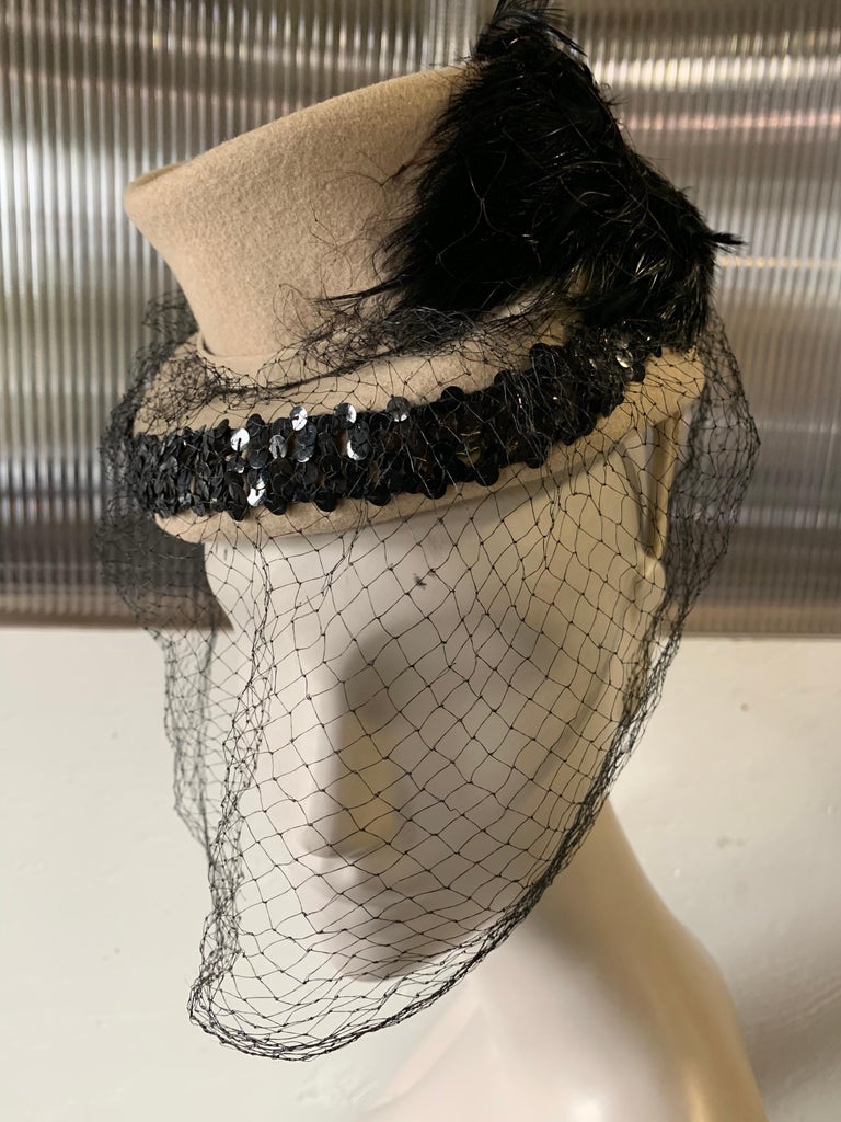 1940s New York Creations Ecru Wool Tilt Top Hat W/ Feathers  display picture 3