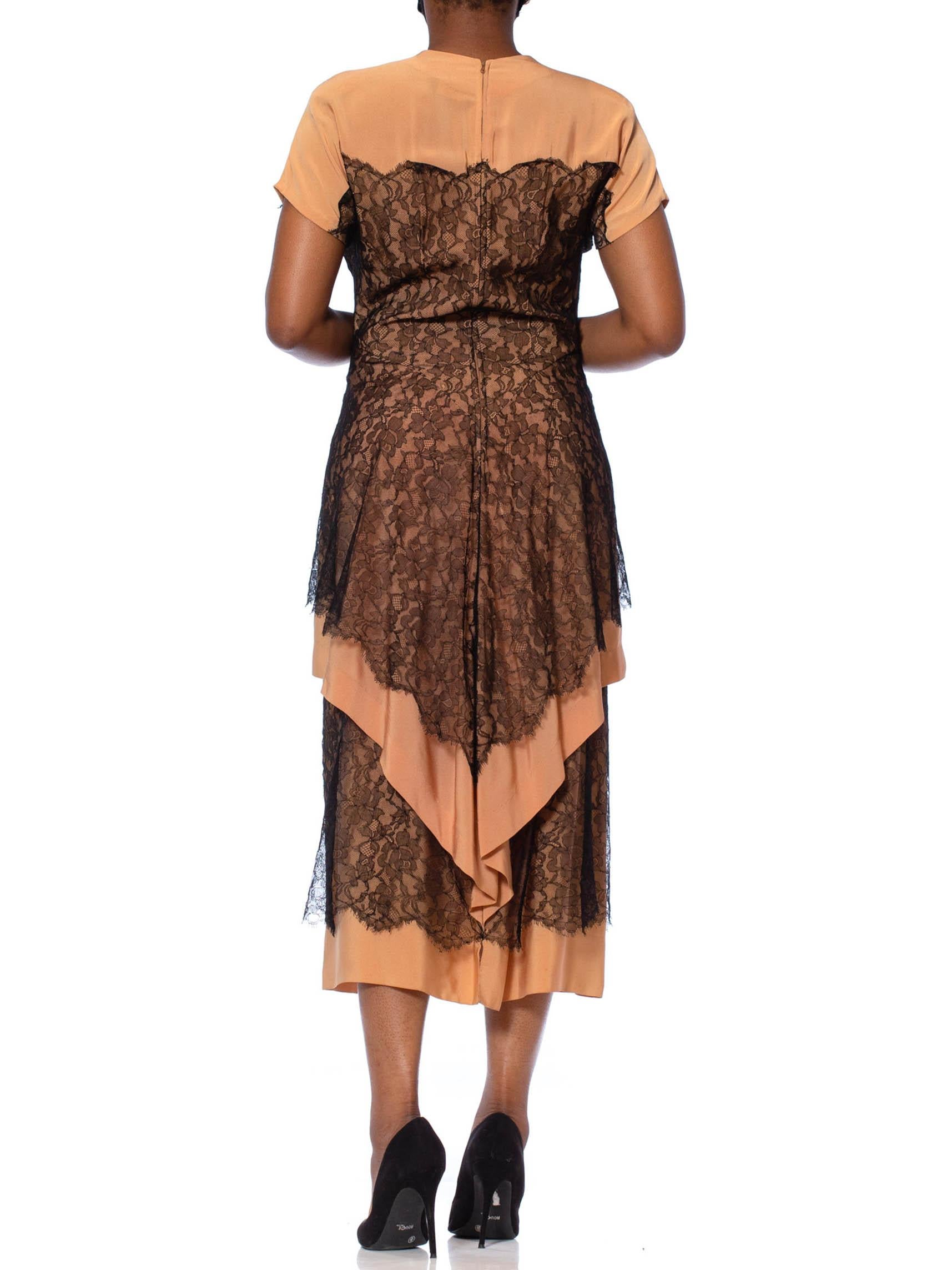 Women's 1940S NORMAN ORIGINAL Peach Silk Faille & Black Chantilly Lace Tiered Cocktail  For Sale