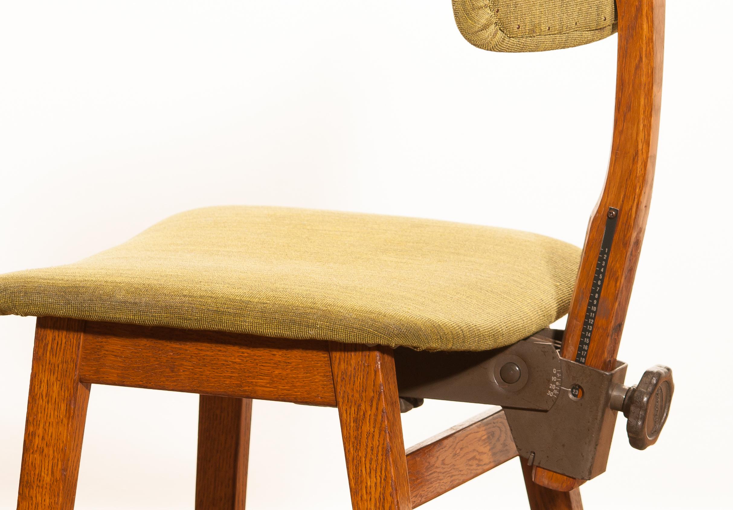 1940s, Oak and Wool Desk Chair by Âtvidabergs, Sweden 3