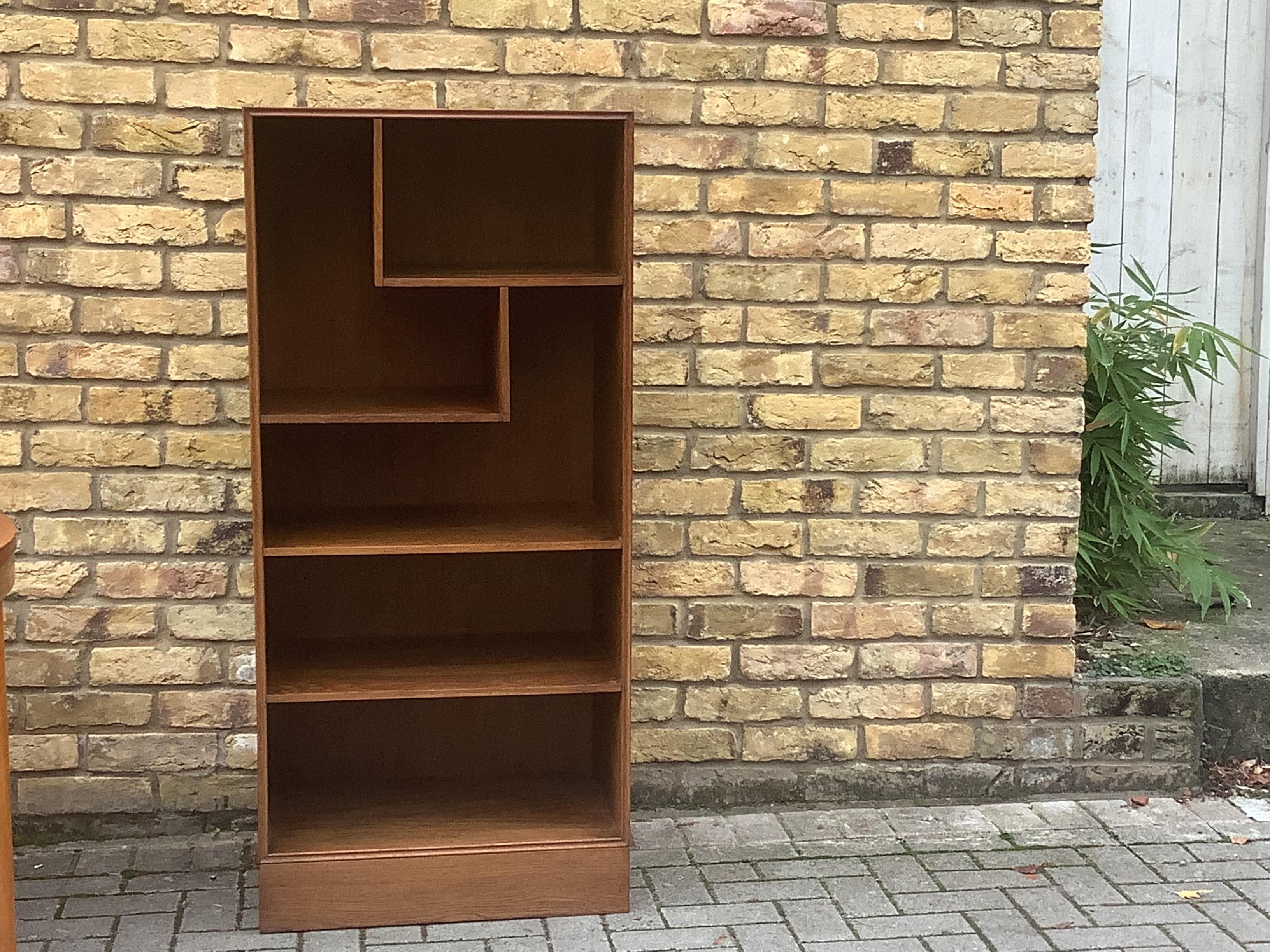 1940’s Oak Bookcase In Good Condition In London, Lambeth