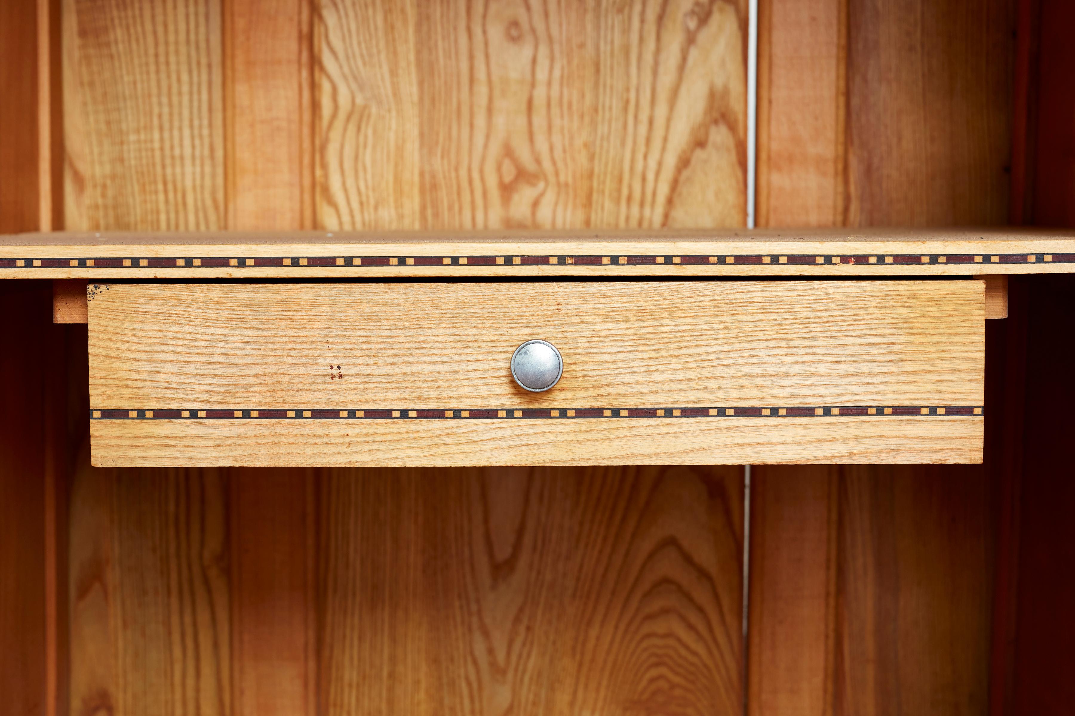 Credenza anni '40 in Oak con marmo bordeaux in vendita 9