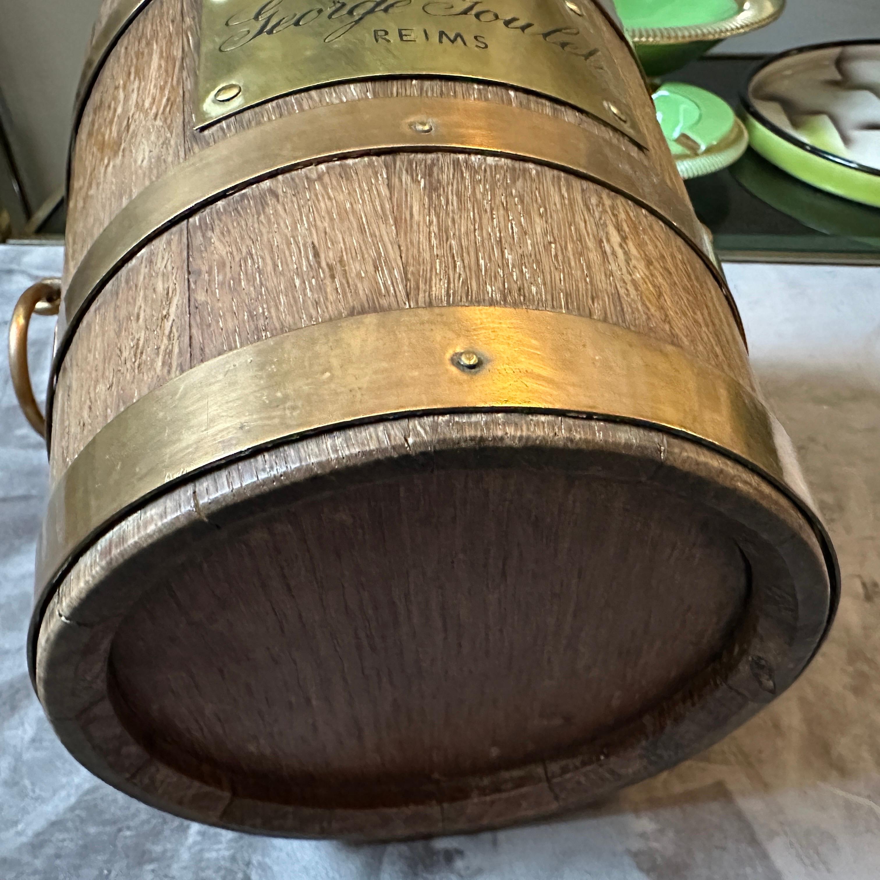 Französischer Weinkühler aus Eichenholz und Messing aus den 1940er Jahren von Geraud Lafitte für George Goulet im Zustand „Gut“ im Angebot in Aci Castello, IT