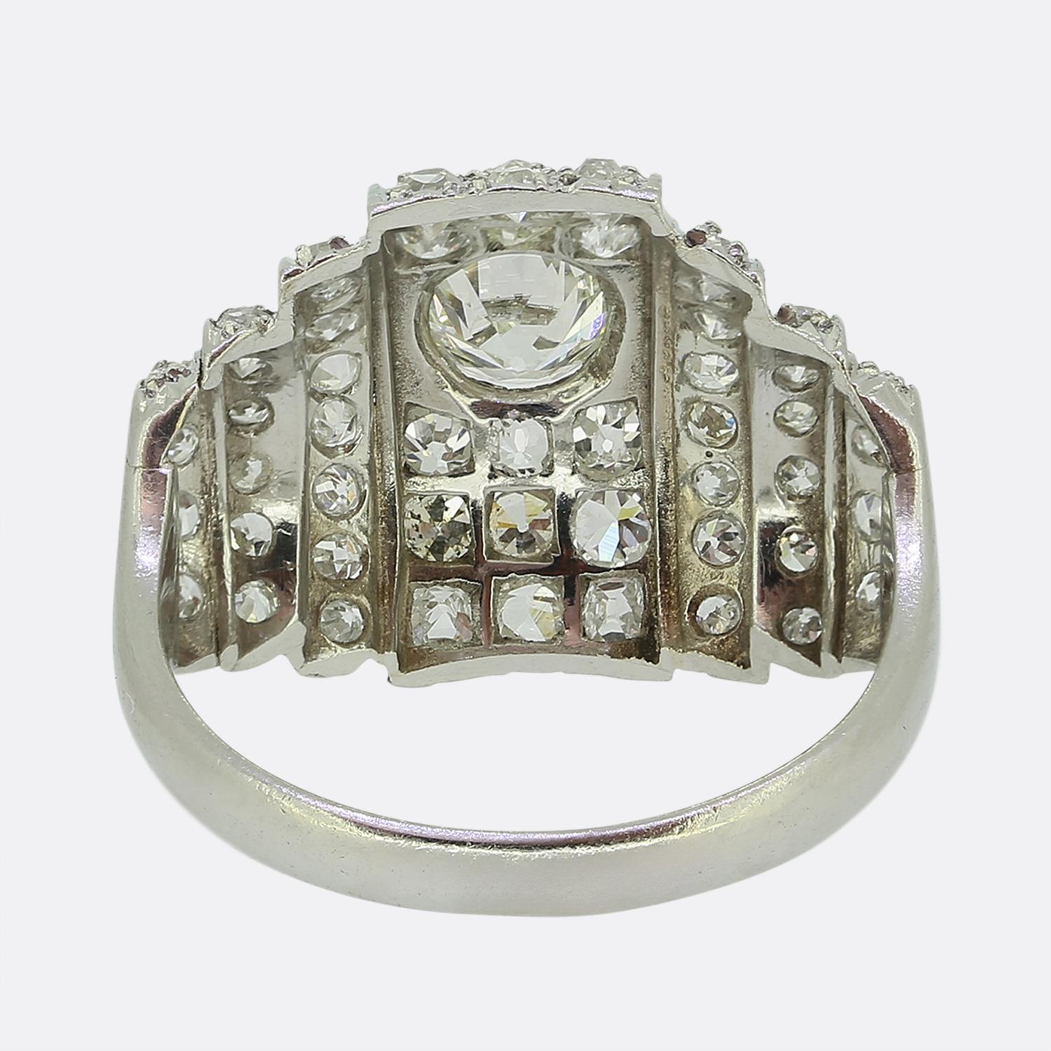 1940er Jahre Altschliff Diamant-Cluster-Ring im Zustand „Gut“ im Angebot in London, GB