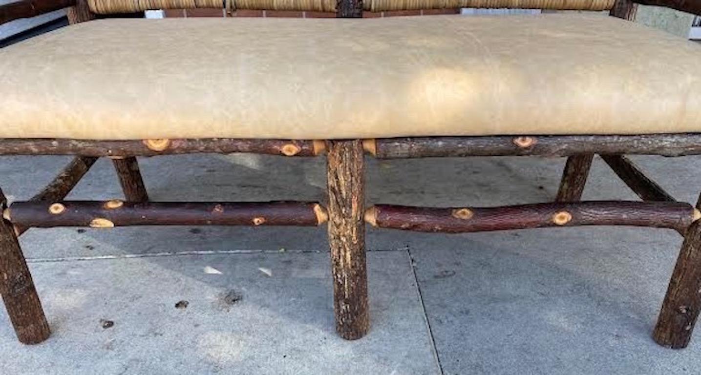 1940's Old Hickory Settee W/ Leather Seat In Good Condition In Los Angeles, CA