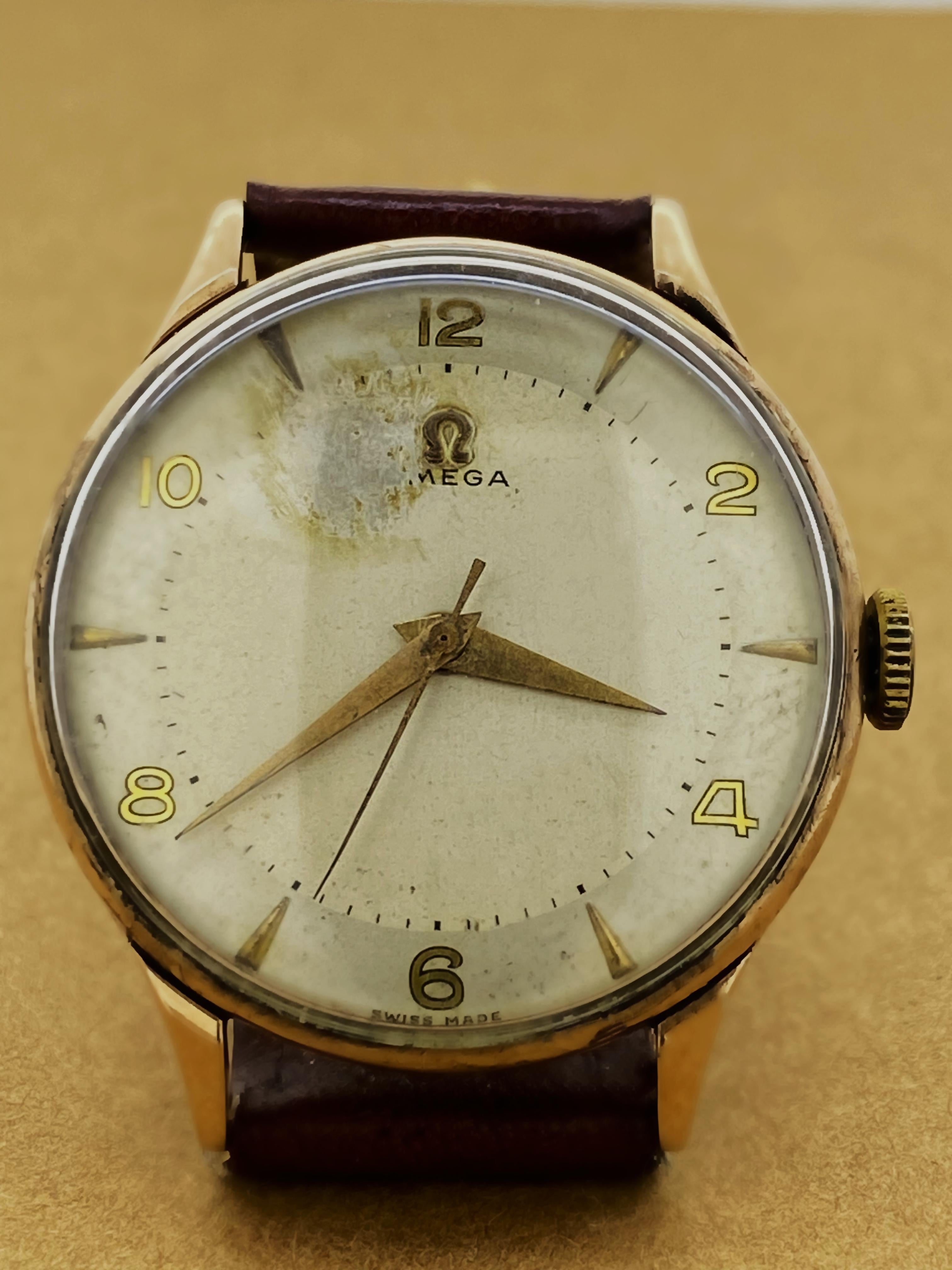 Men's 1940's Omega calibre 283 9K Rose Gold Manual 17j Extra Large 37mm Gents' Watch For Sale