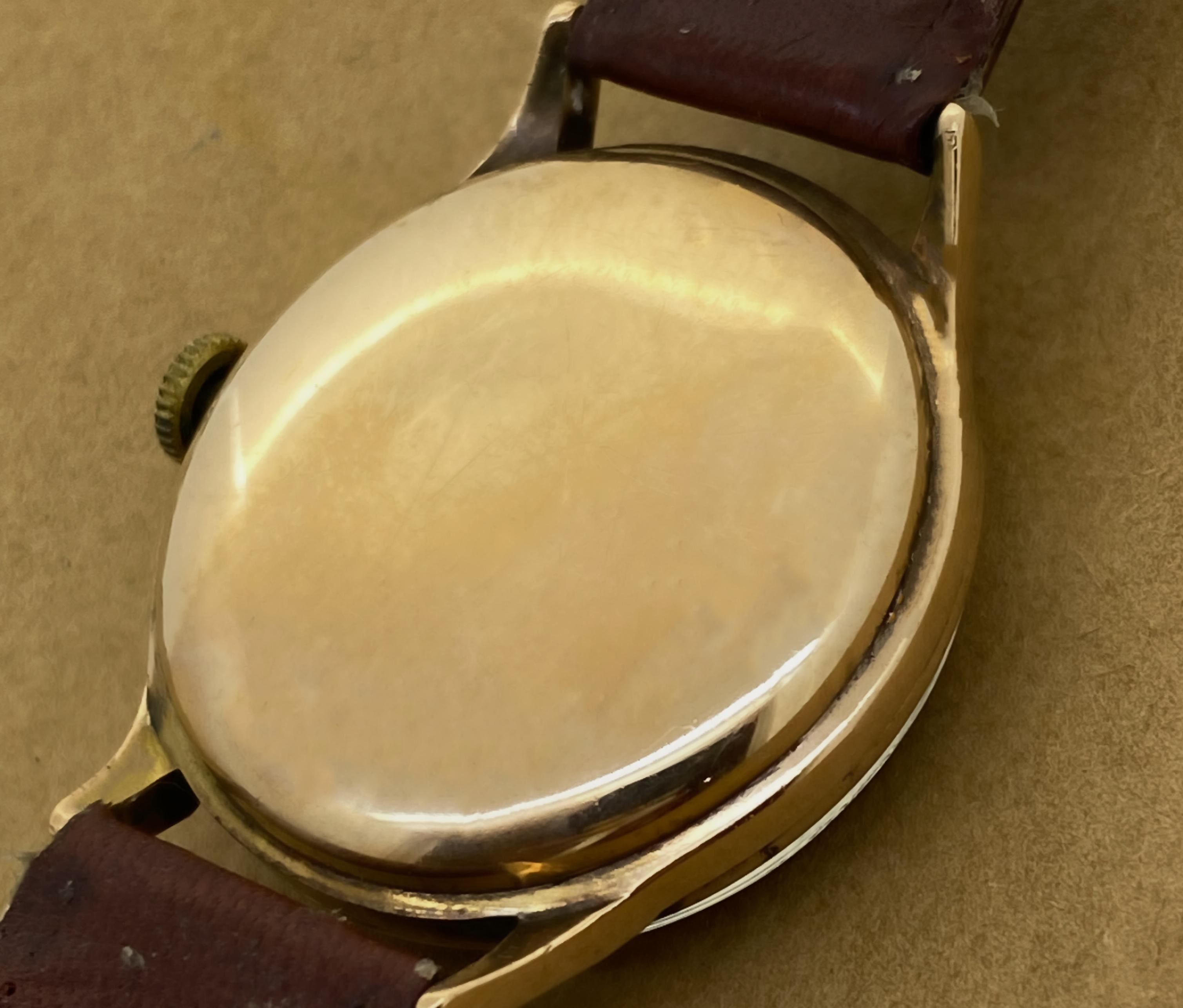 1940's Omega calibre 283 9K Rose Gold Manual 17j Extra Large 37mm Gents' Watch For Sale 2