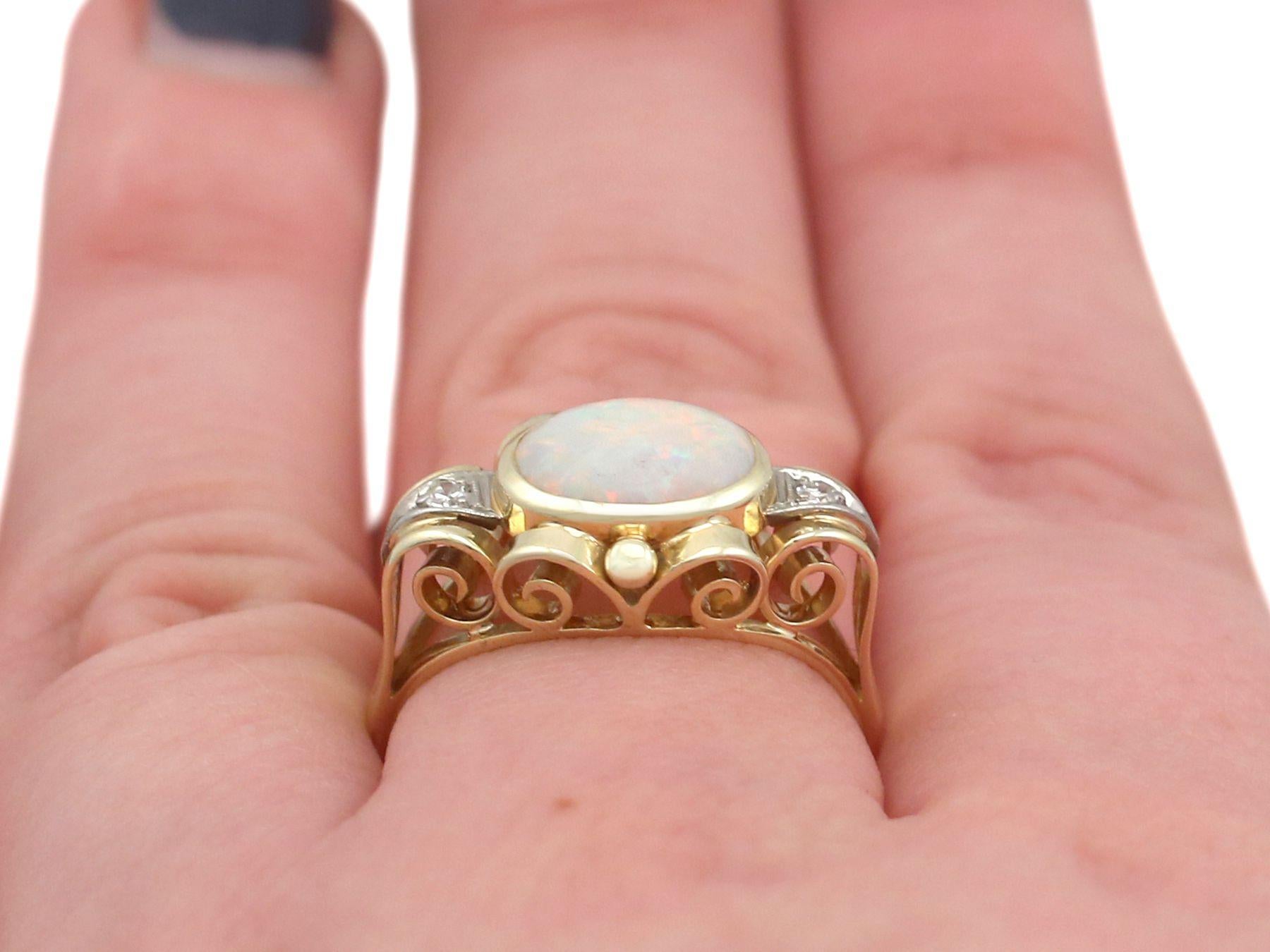 1940s Cabochon Cut Opal and Diamond Yellow Gold Cocktail Ring For Sale 3