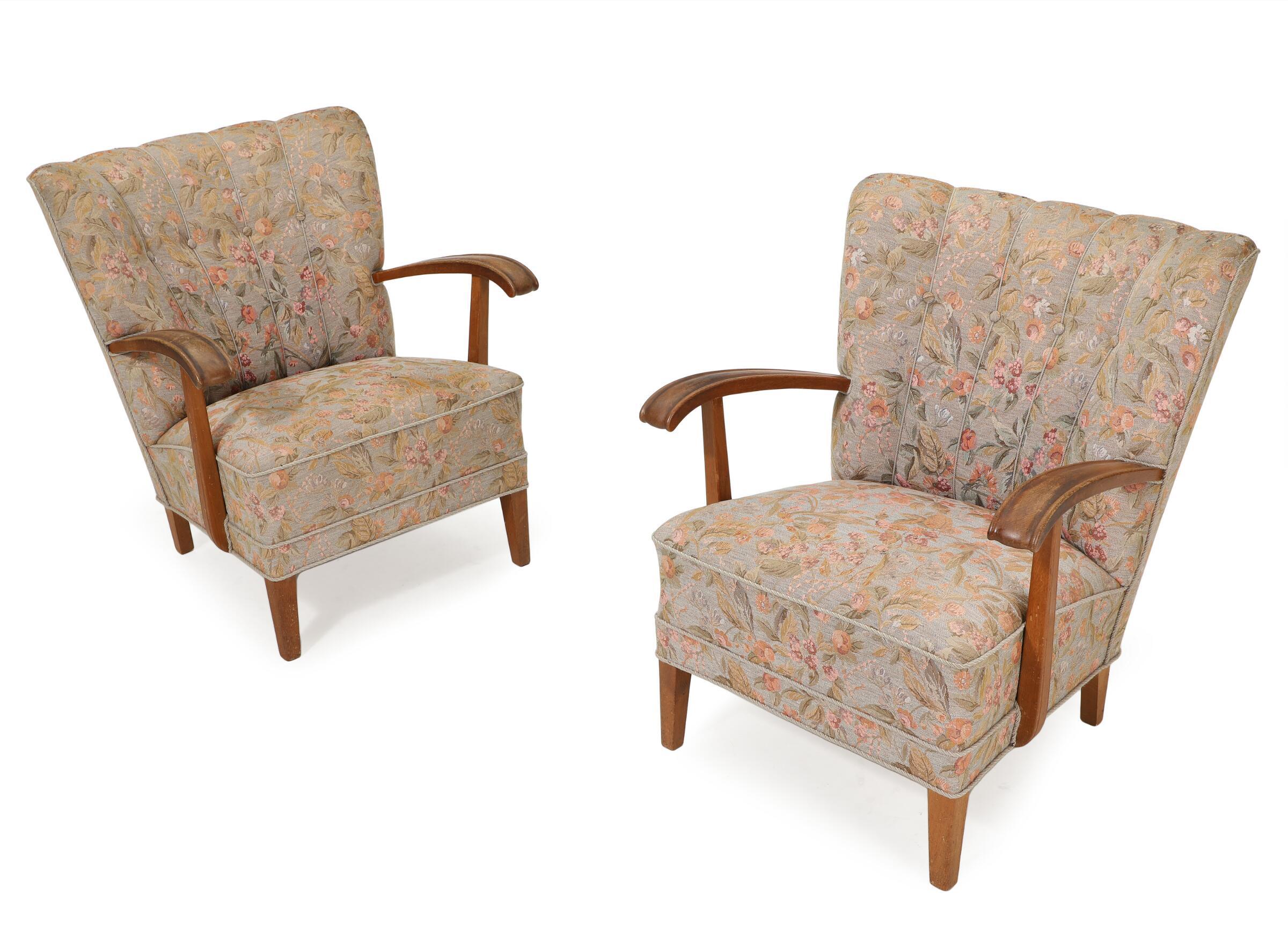 Mid-Century Modern 1940s Open Arm Lounge Club Chairs Attributed to Fritz Hansen Danish Midcentury For Sale