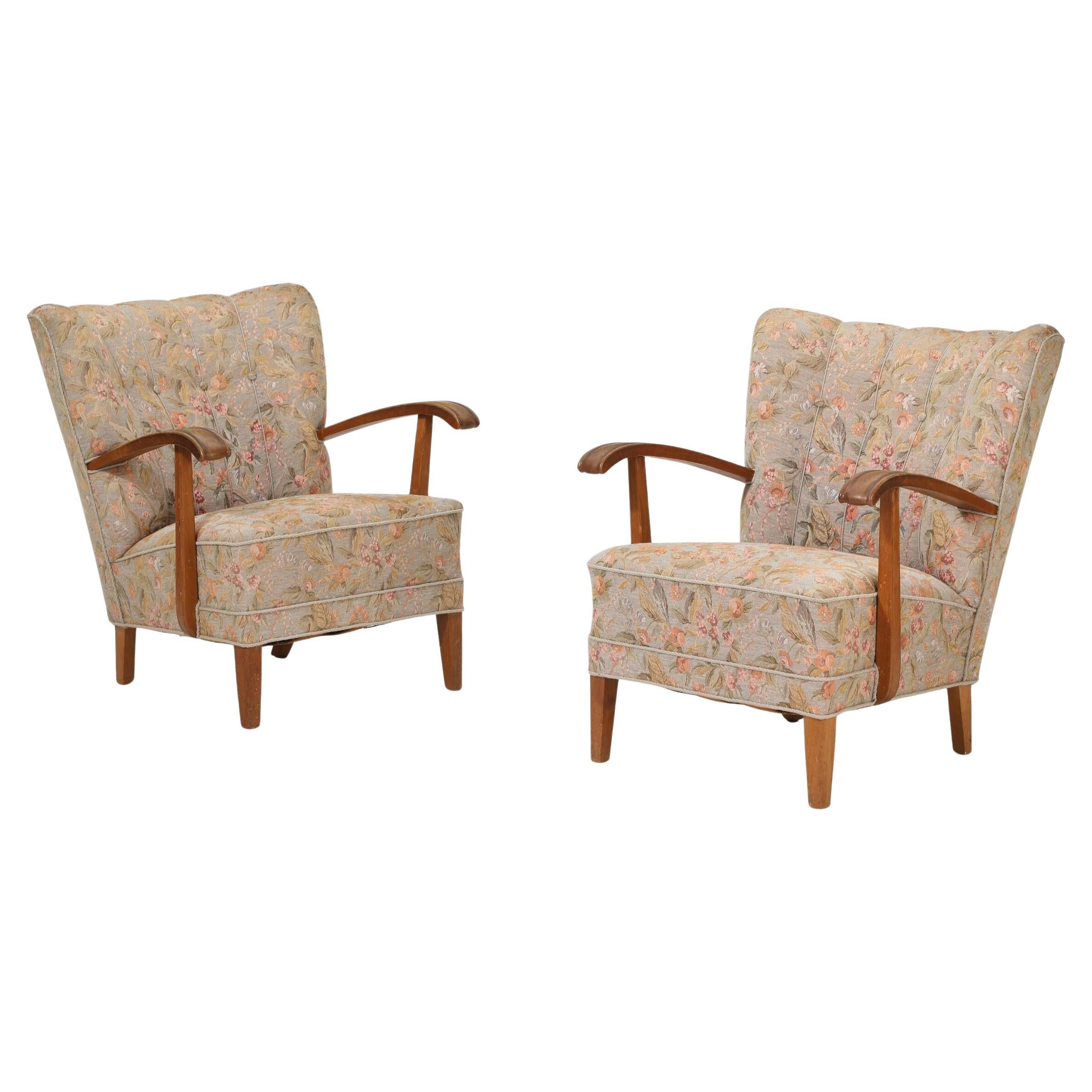 1940s Open Arm Lounge Club Chairs Attributed to Fritz Hansen Danish Midcentury For Sale