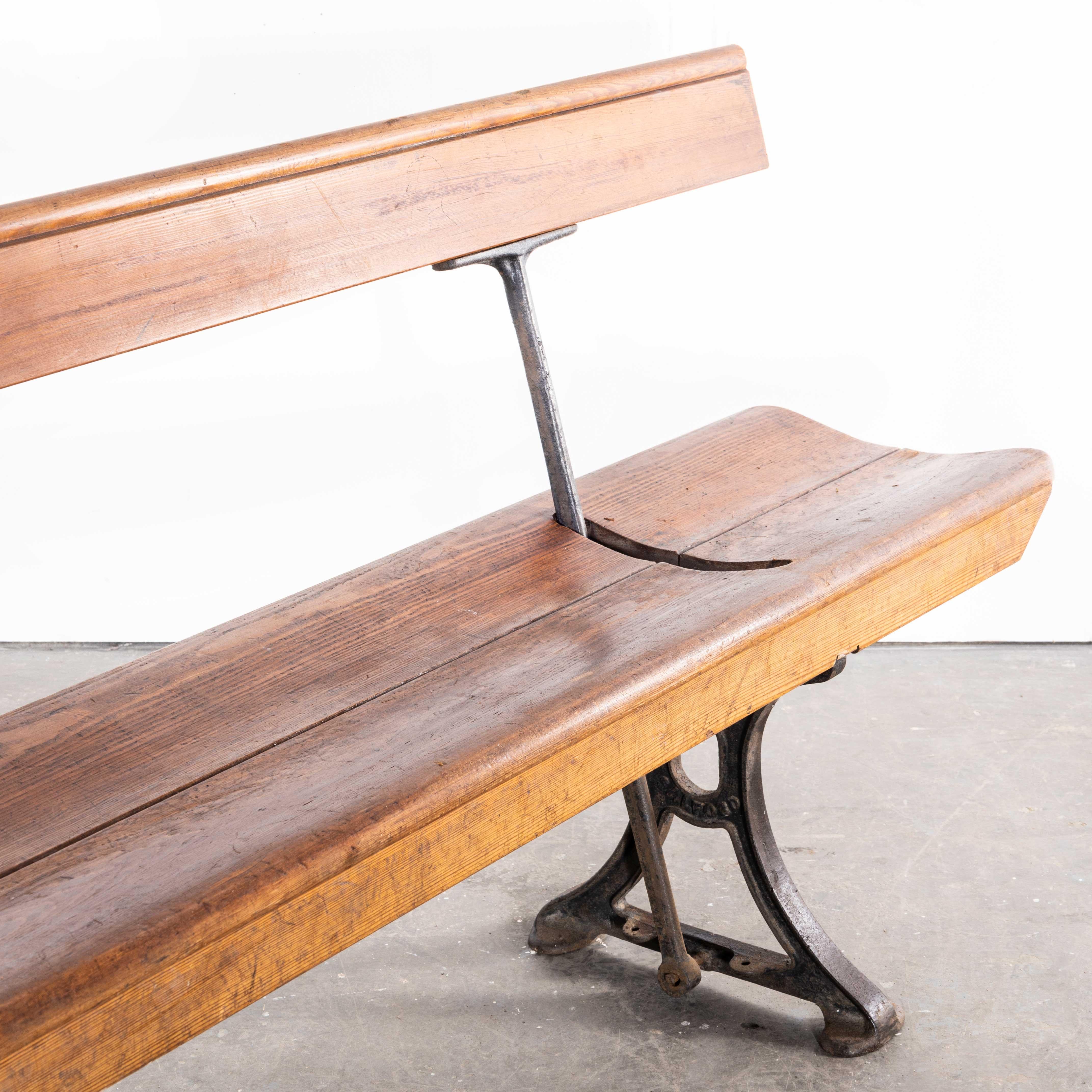 Bancs de station britanniques d'origine des années 1940, modèle 2336 Bon état - En vente à Hook, Hampshire