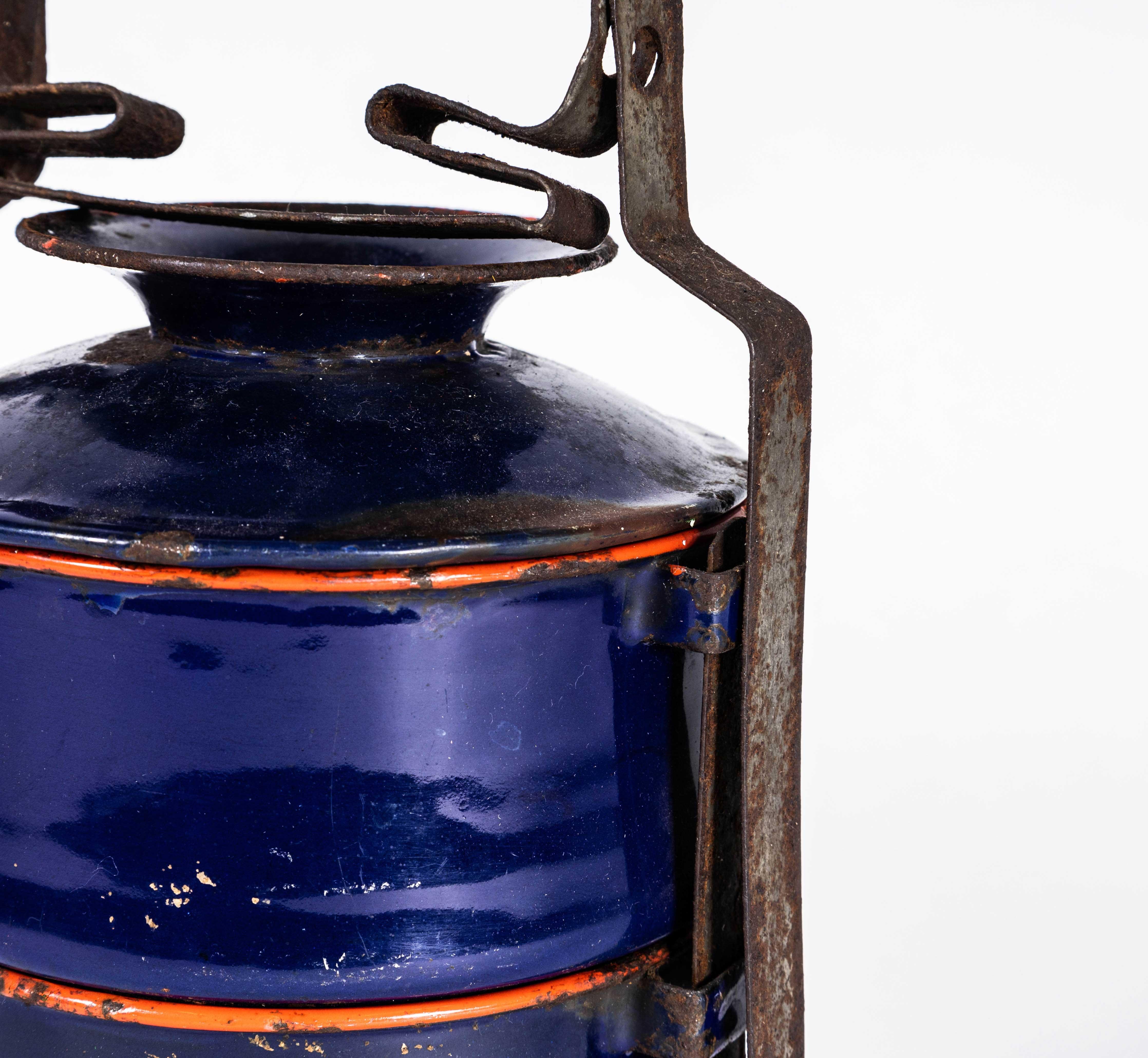 1940's Original Enamel Tiffin Carrier - Deep Blue In Good Condition For Sale In Hook, Hampshire