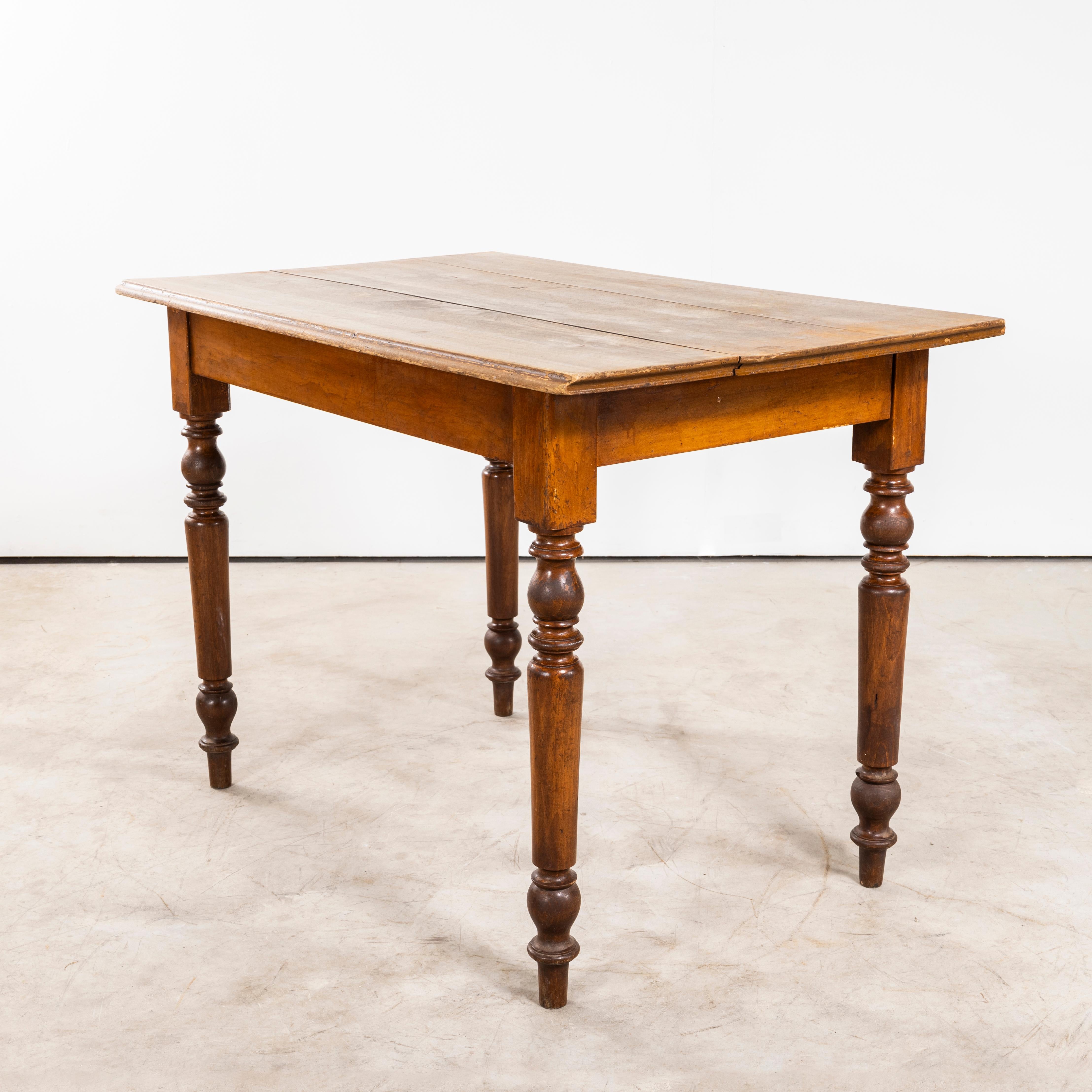 1940's Original French Fruitwood Compact Dining Table - Bobbin Leg In Good Condition For Sale In Hook, Hampshire
