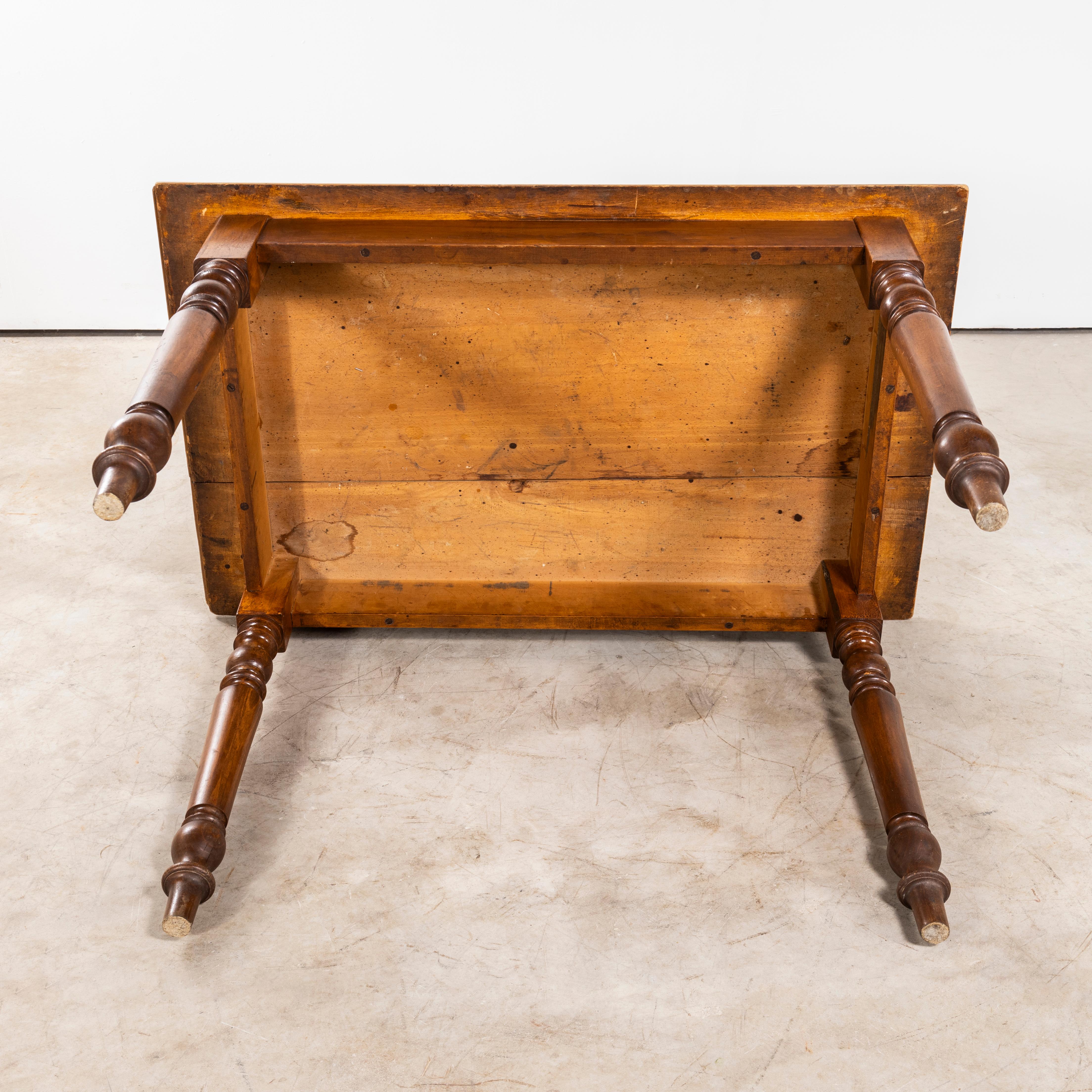 1940's Original French Fruitwood Compact Dining Table - Bobbin Leg For Sale 5