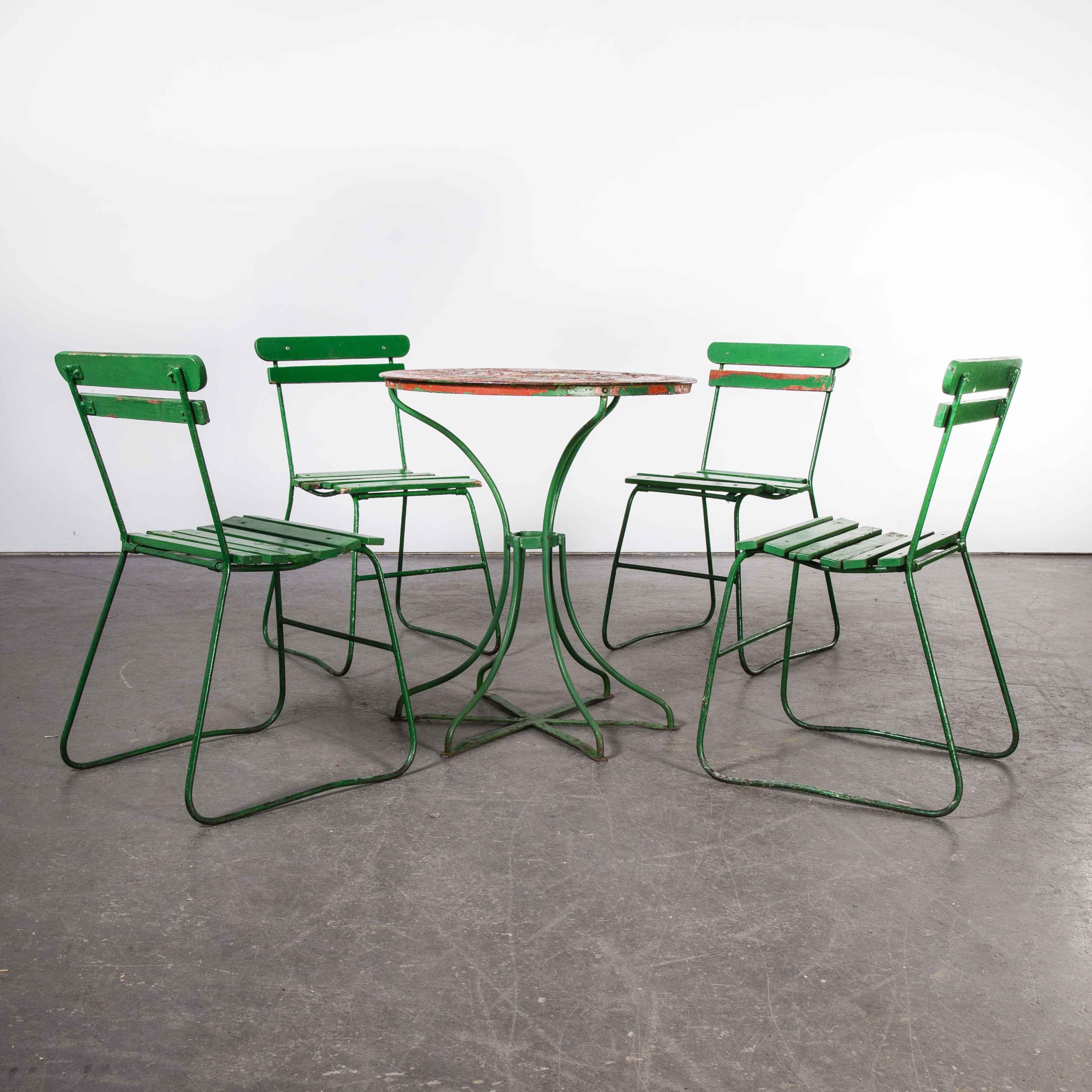 1940's Original French Green Garden Set, Table and Four Chairs 8