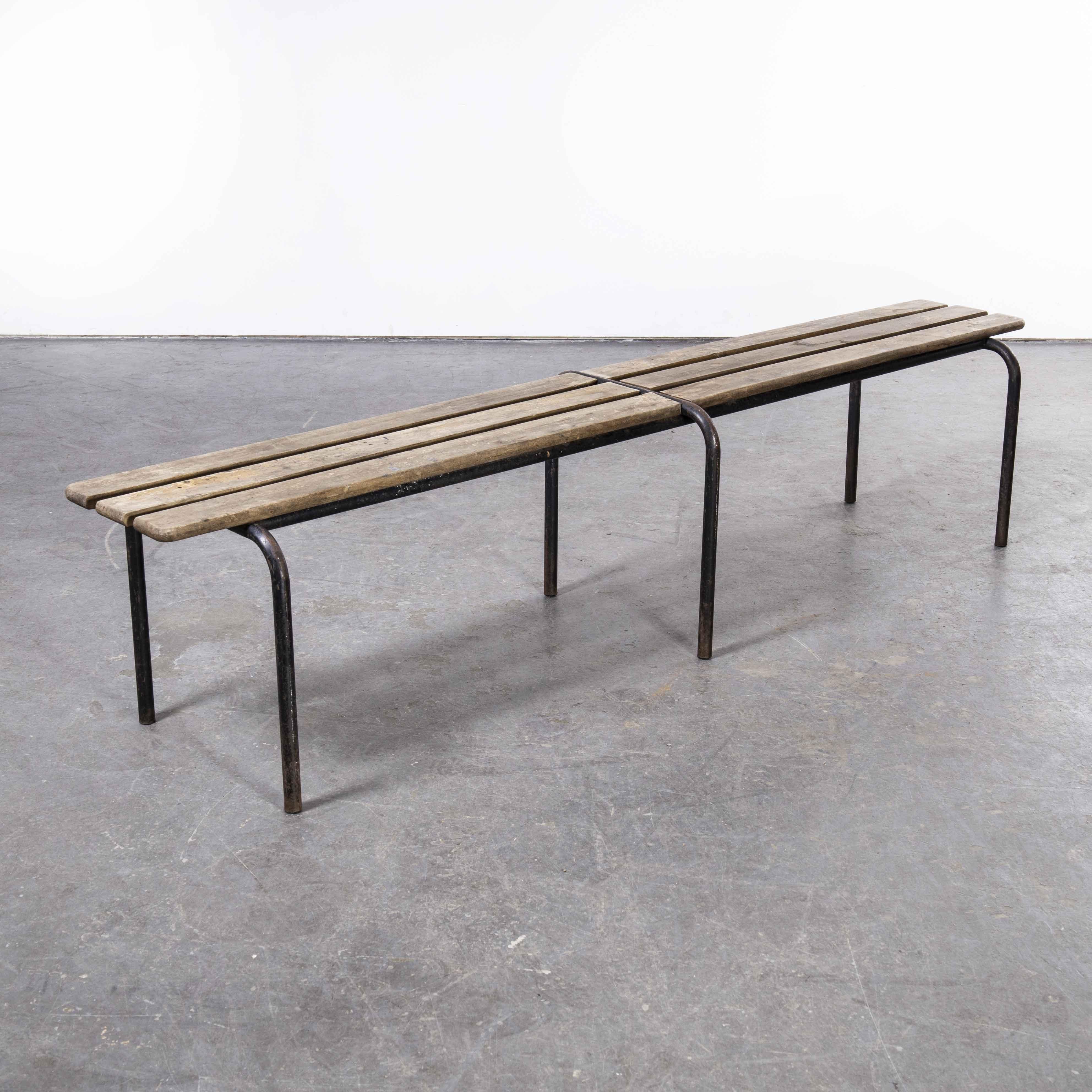 1940's Original French Mullca Long Slatted Bench, 'Model 683' In Good Condition In Hook, Hampshire