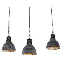 Lampade a sospensione prismatiche screziate Holophane originali degli anni '40