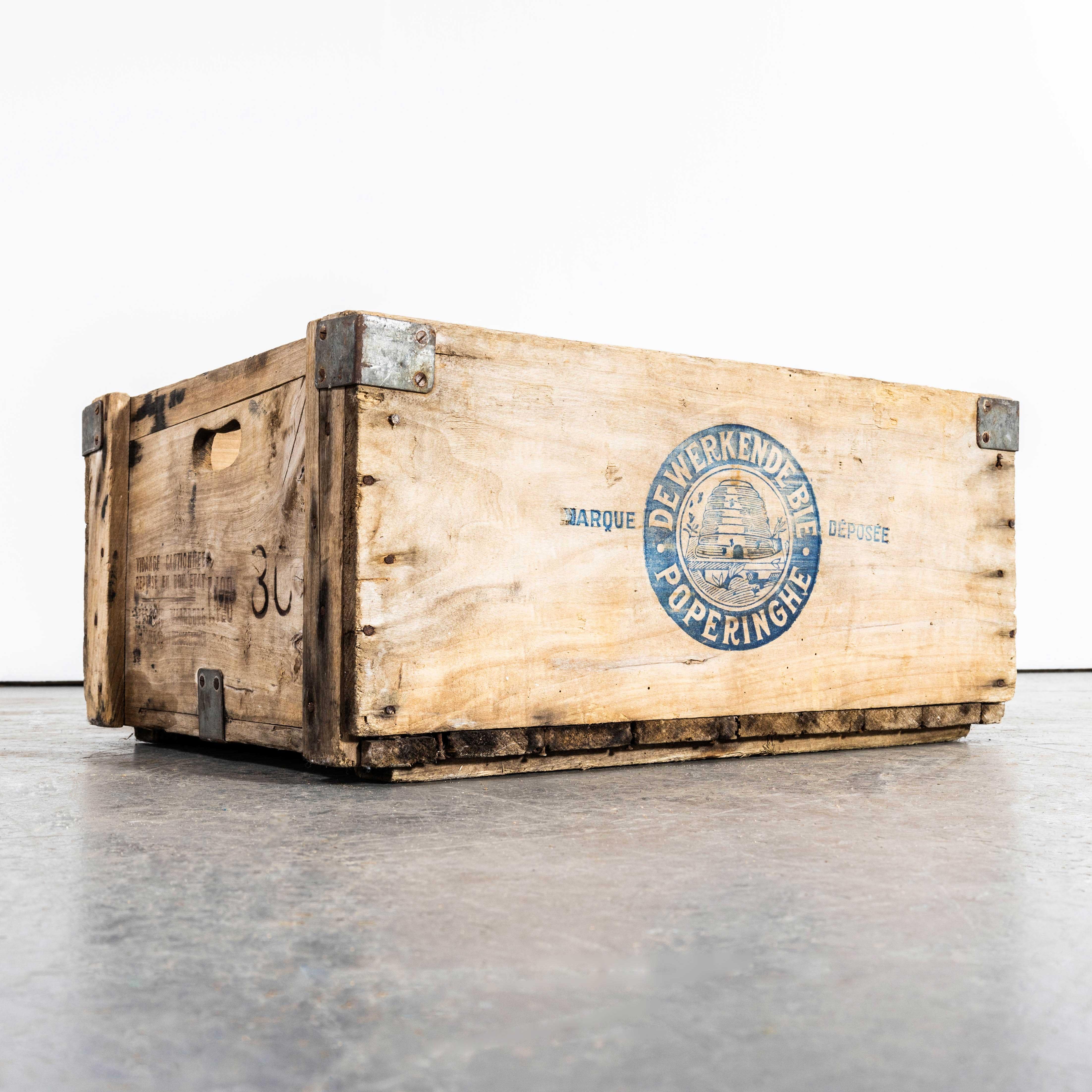 Poplar 1940's Original Storage Crates By De Werkeende Bie - Poperinghe For Sale