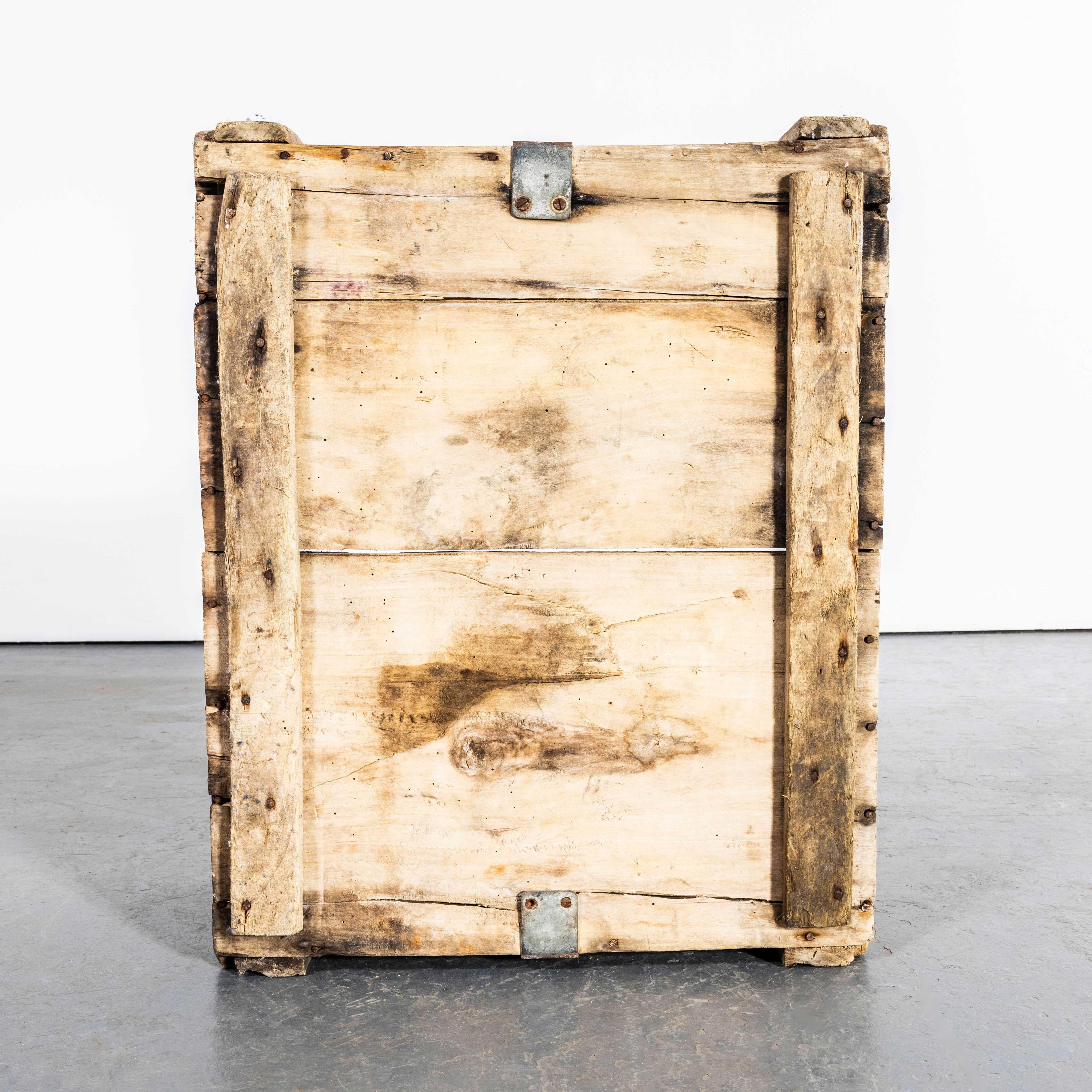 1940's Original Storage Crates By De Werkeende Bie - Poperinghe For Sale 2